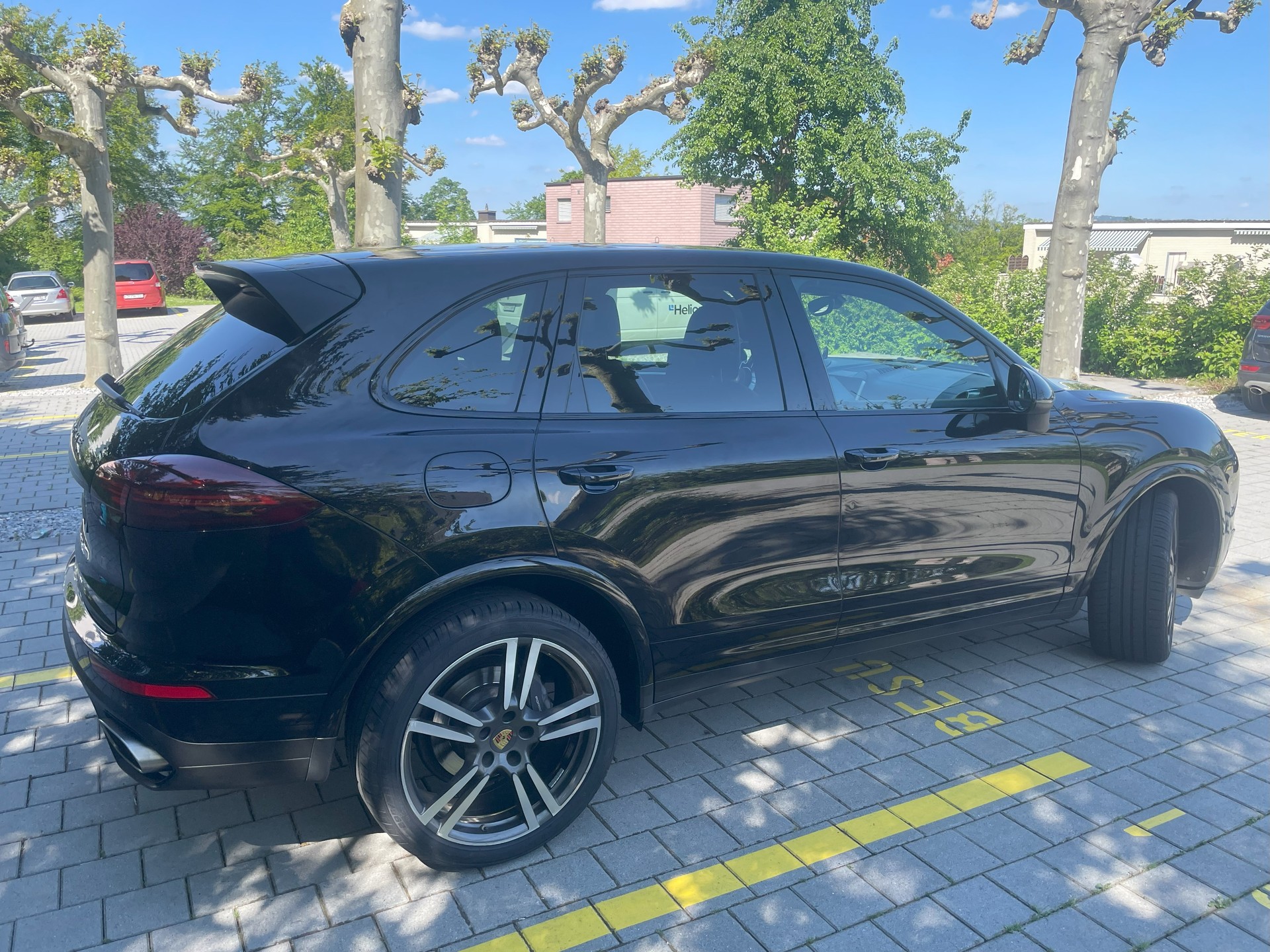 PORSCHE Cayenne Diesel-image-10