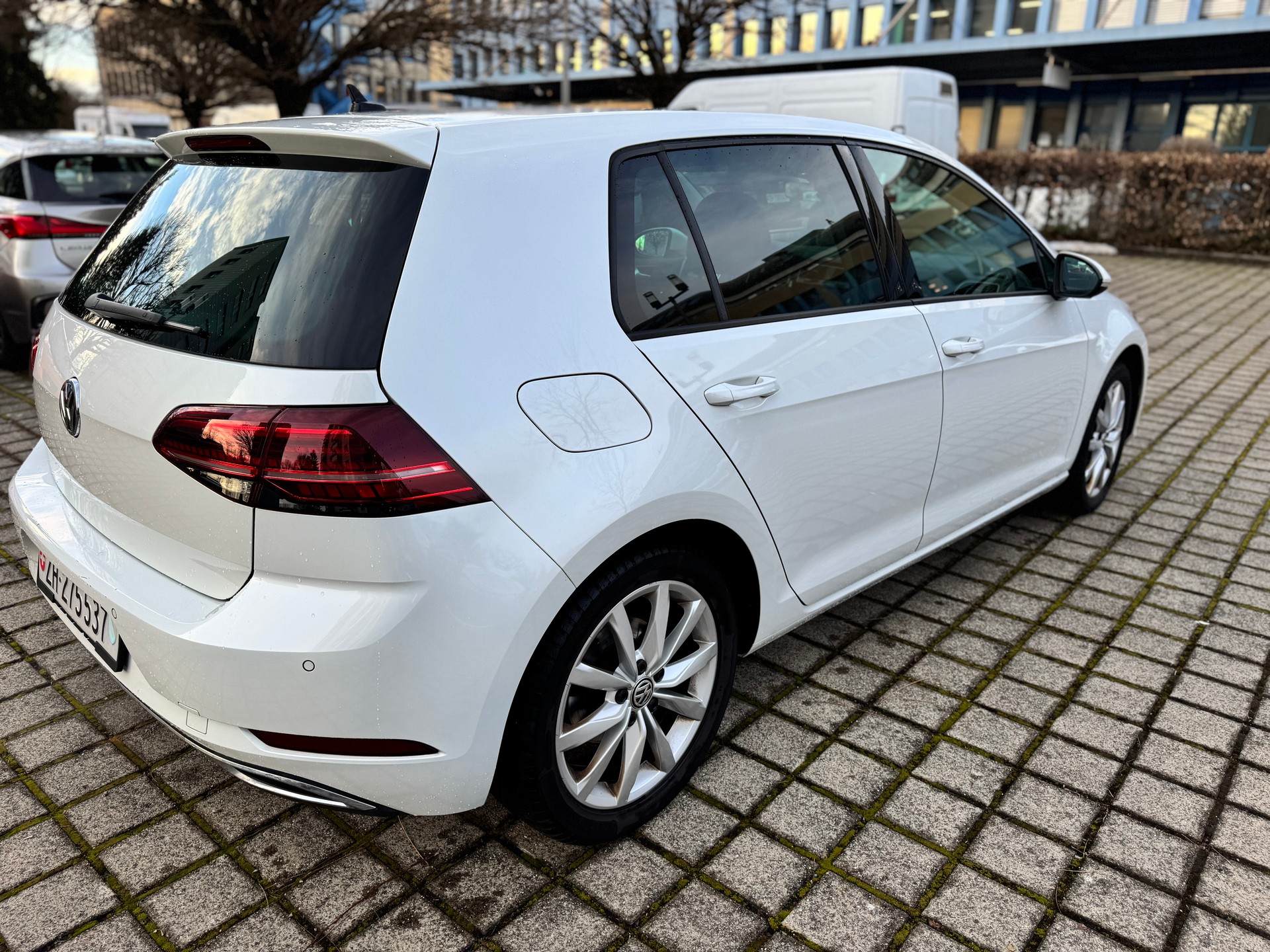 VW Golf 1.5 TSI EVO Comfortline DSG-image-2