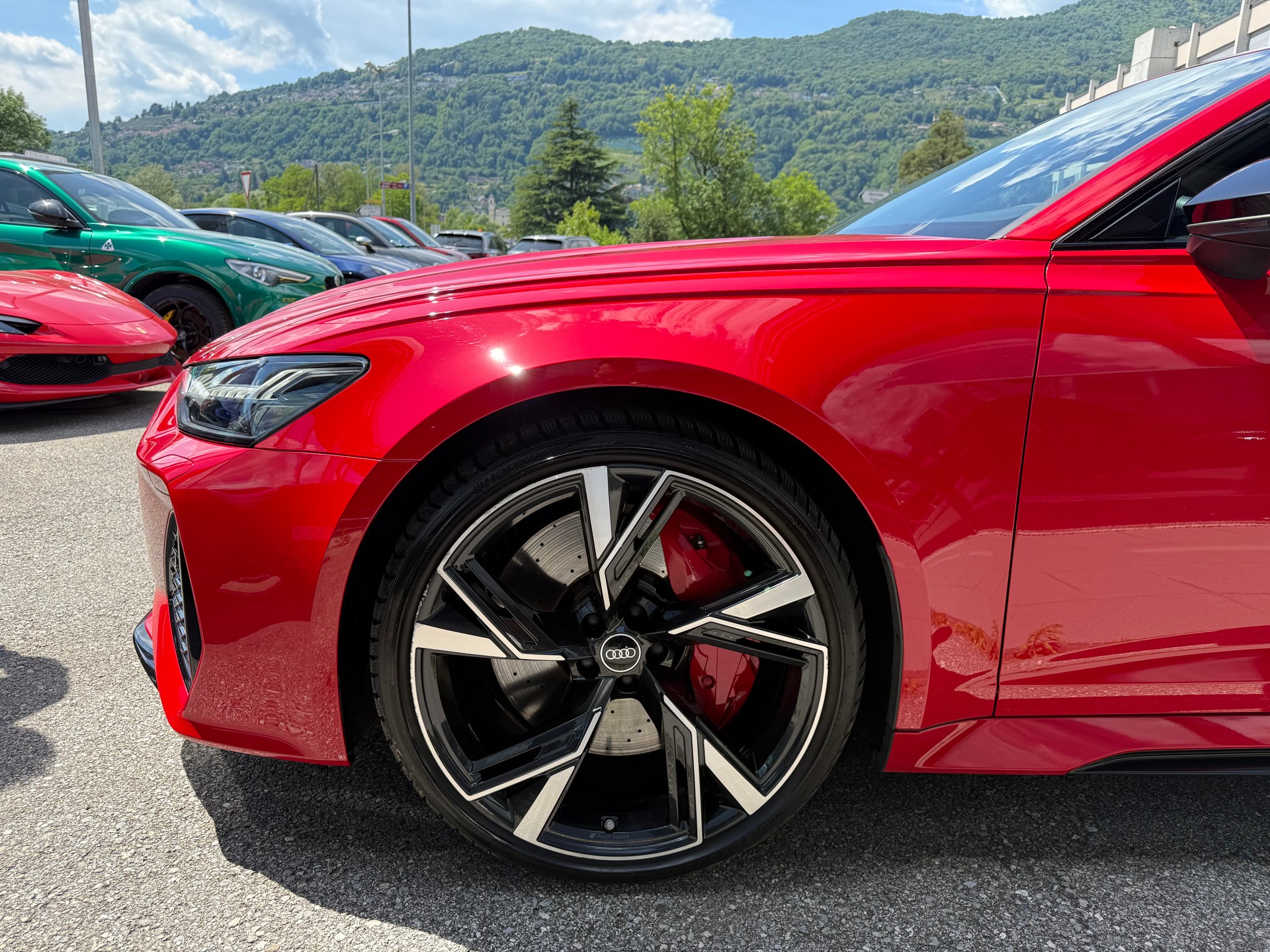 AUDI RS6 Avant 4.0 TFSI V8 quattro-image-18