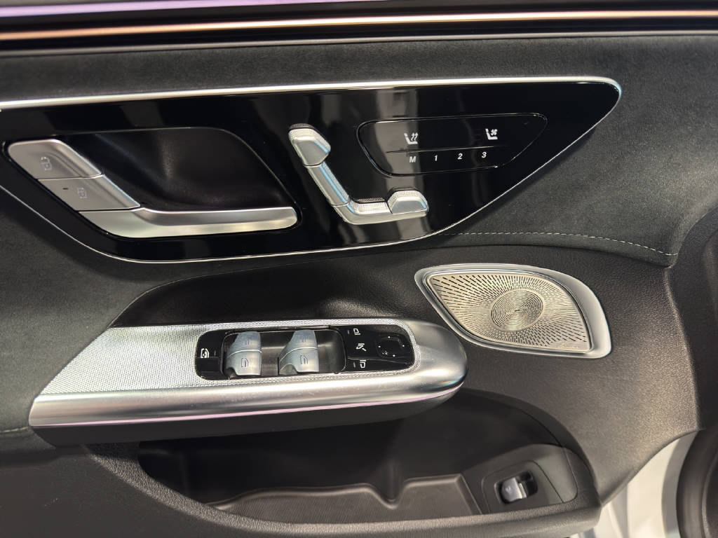 MERCEDES-BENZ EQE 53 AMG 4Matic+-image-6