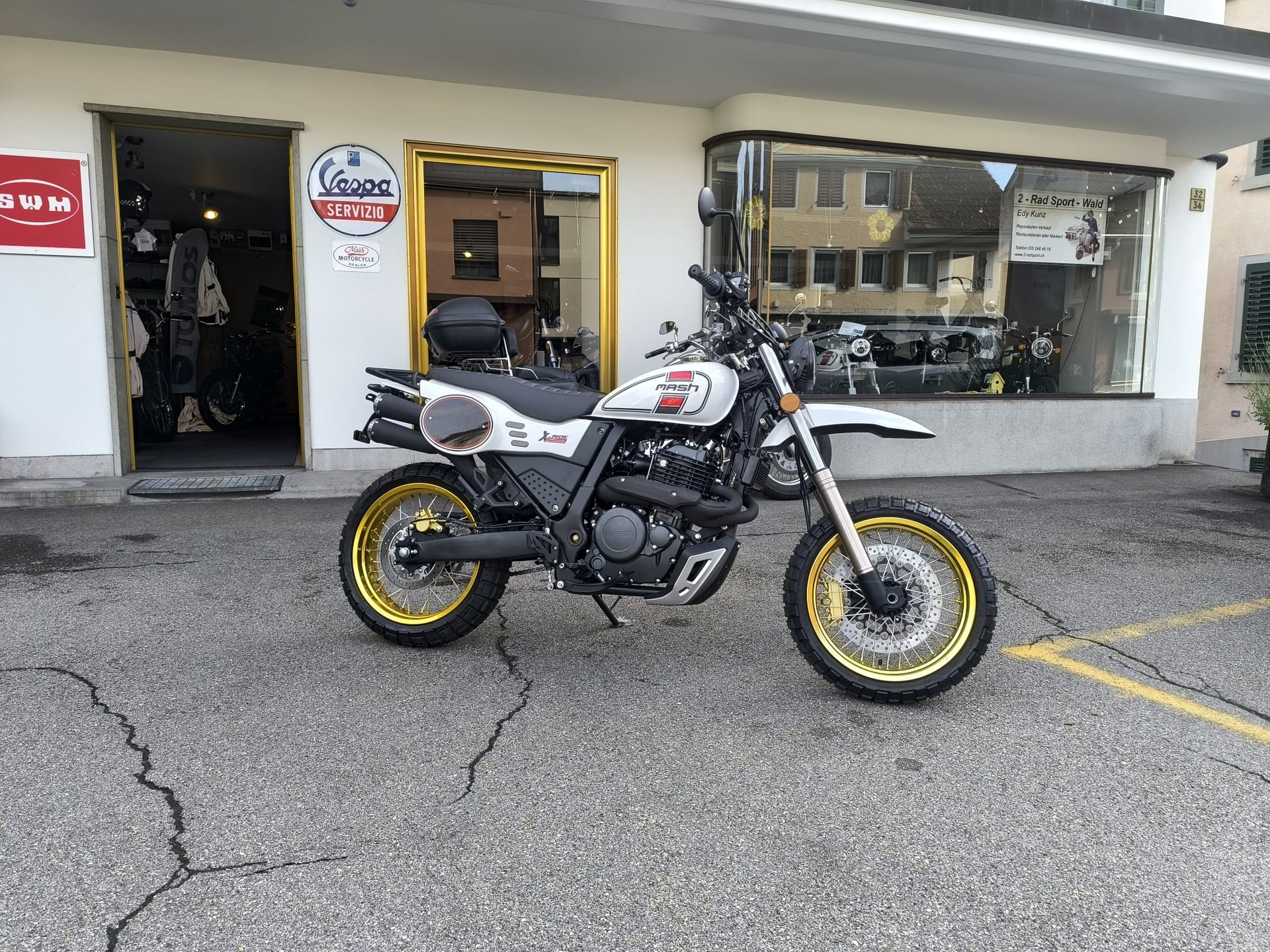 MASH 650 X-Ride !