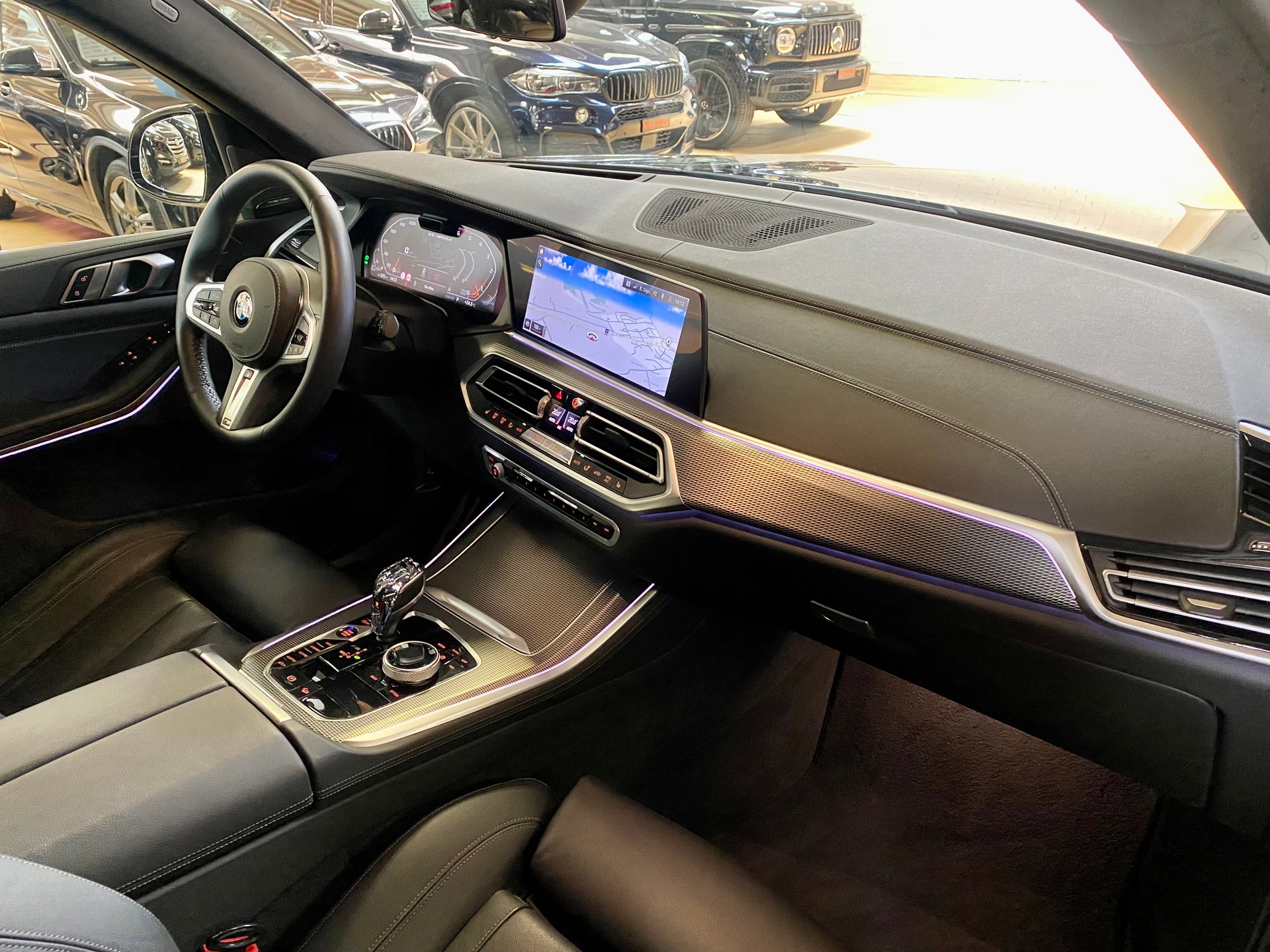 BMW X5 xDrive M50d Steptronic-image-9