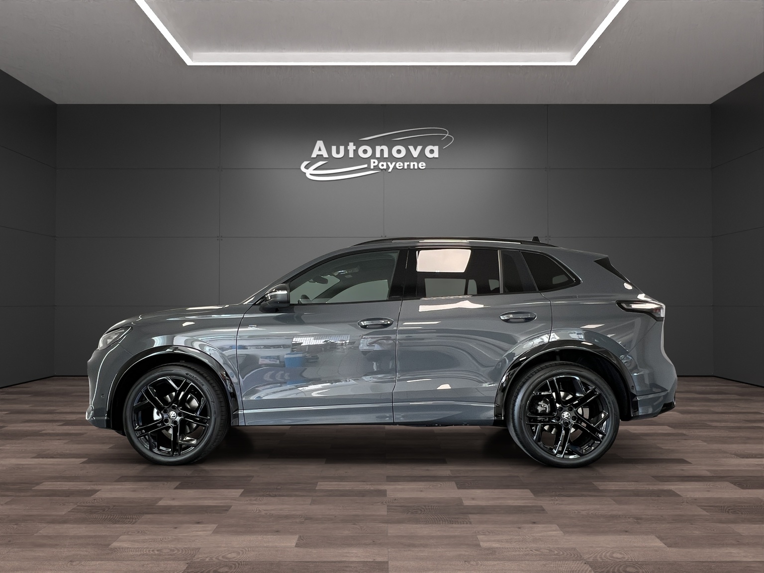 VW Tiguan 1.5 TSI evo2 mHEV R-Line DSG-image-2