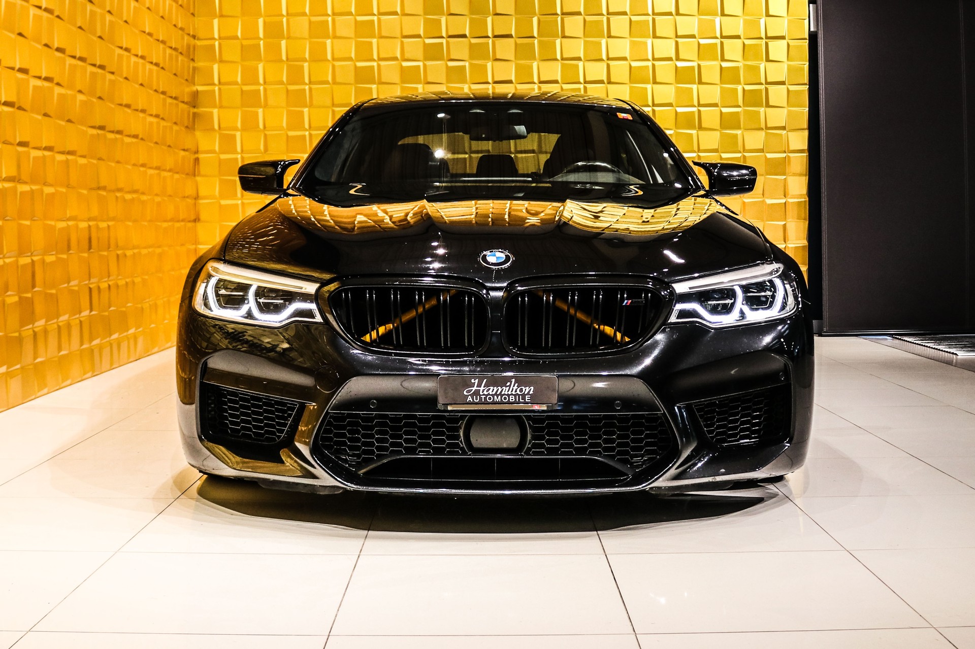 BMW M5 F90 xDrive Drivelogic REMUS-showroom-element-2