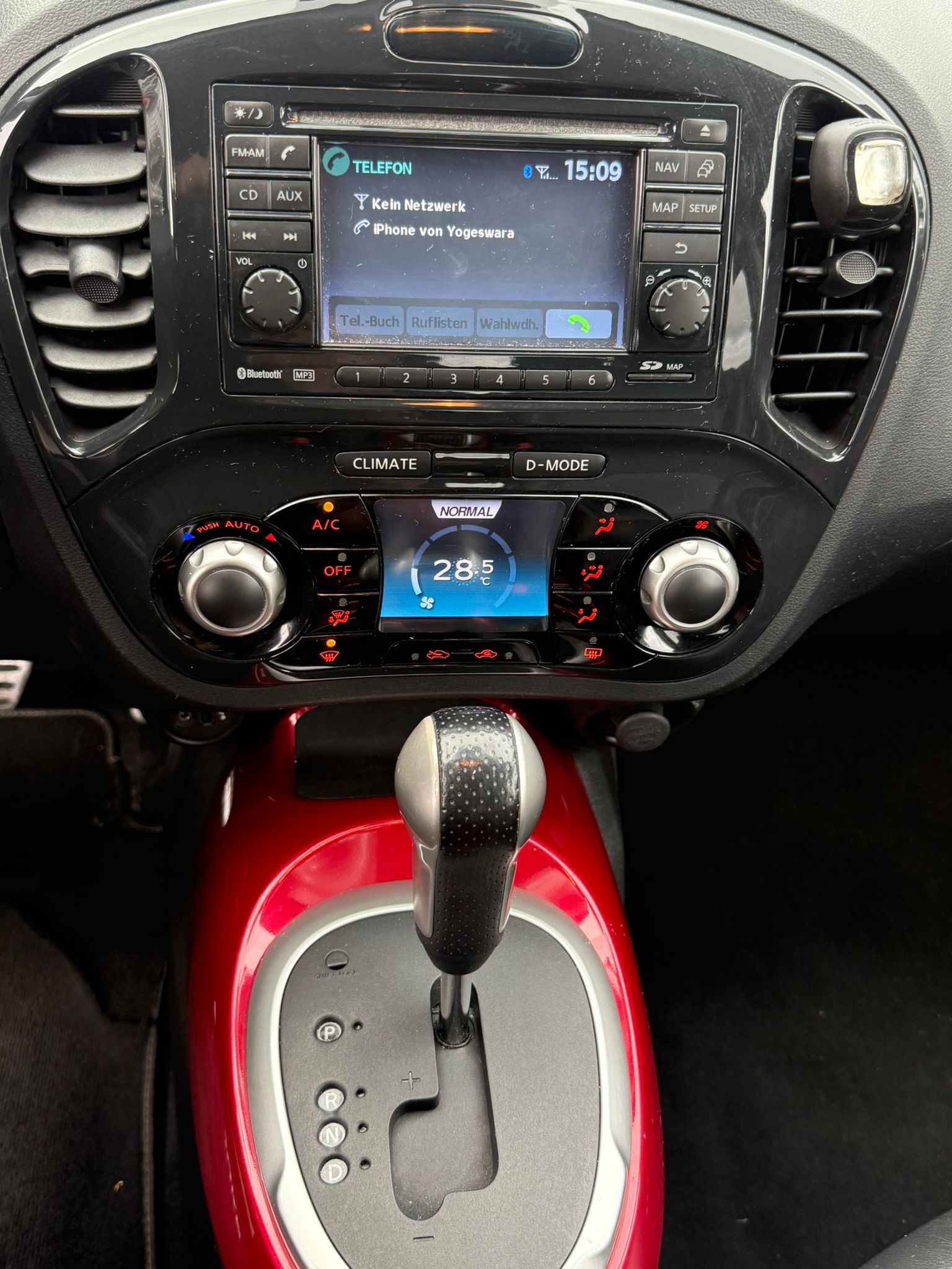 NISSAN Juke 1.6 DIG-T tekna 4x4 Xtronic M-CVT-image-6