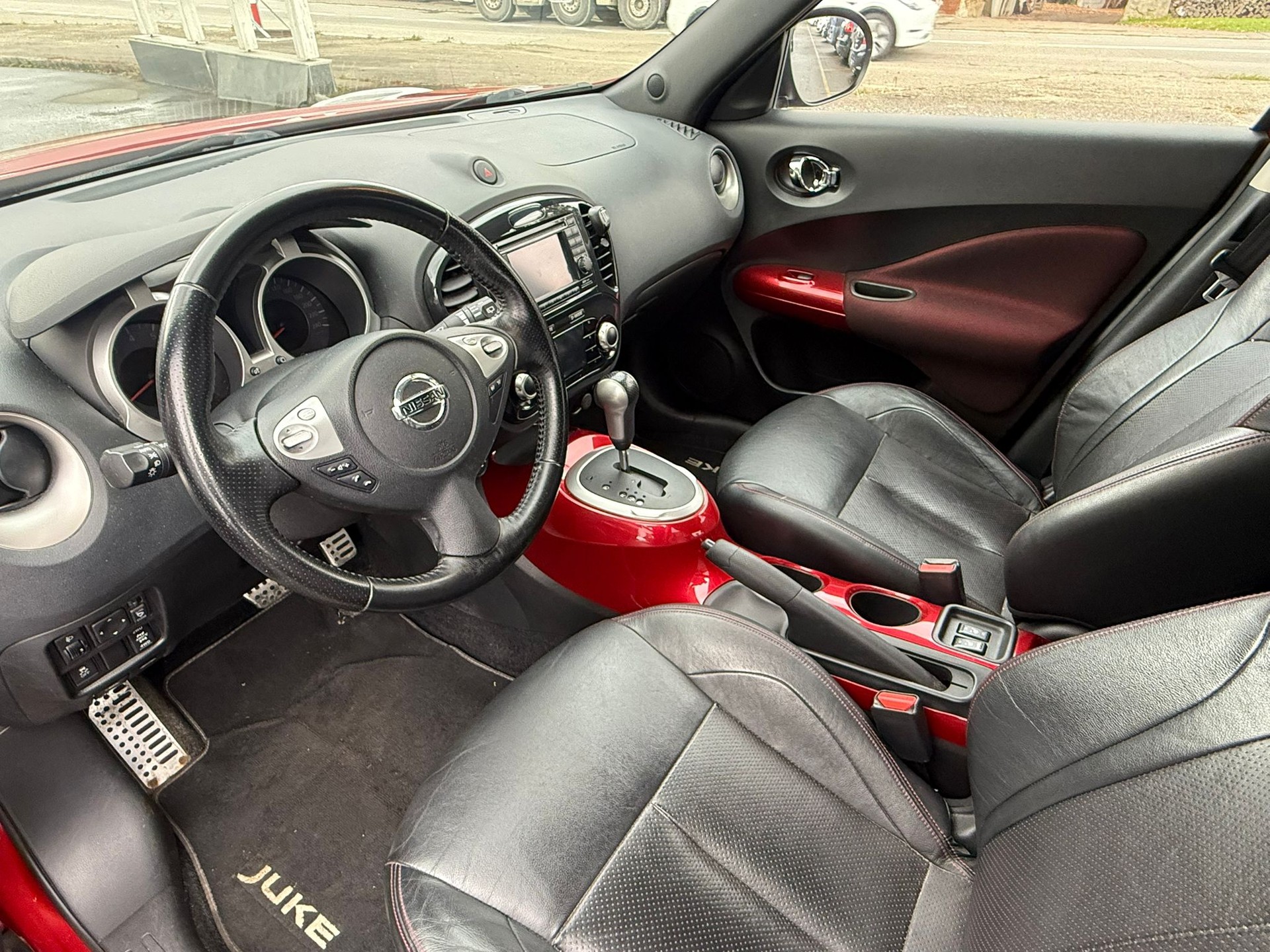 NISSAN Juke 1.6 DIG-T tekna 4x4 Xtronic M-CVT-image-5
