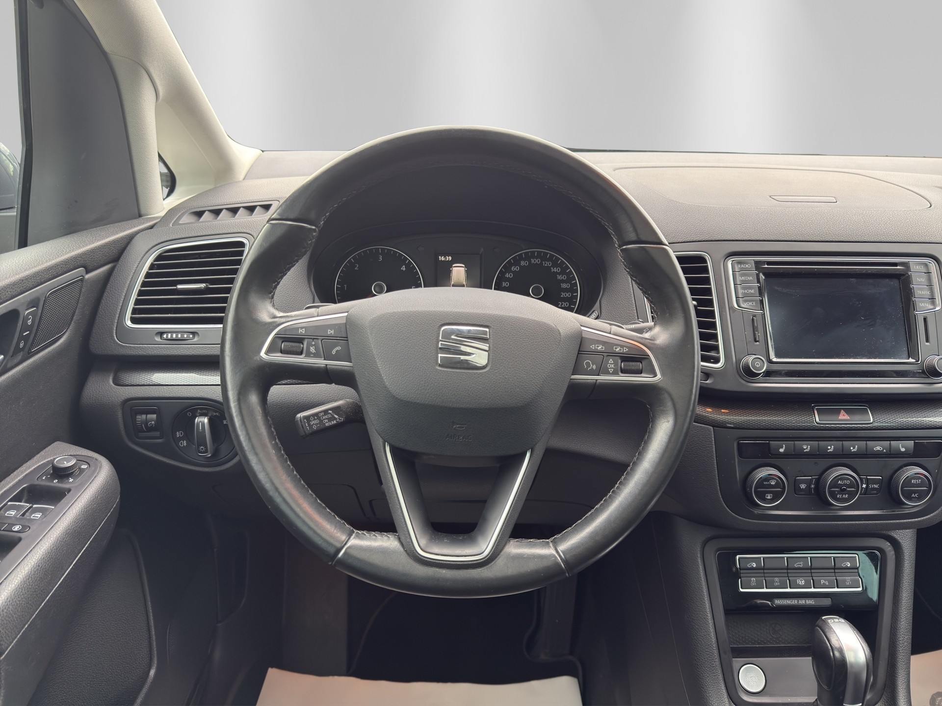 SEAT Alhambra 2.0 TDI Style Advanced DSG-image-10