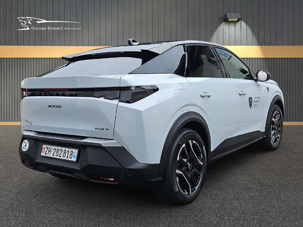 PEUGEOT 3008 1.6 Plug-in Hybrid GT 195PS-image-4