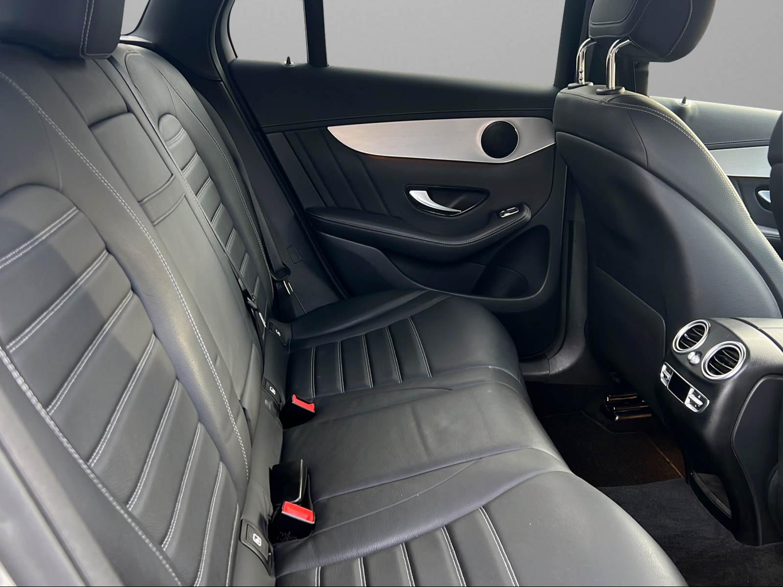 MERCEDES-BENZ GLC 43 AMG 4m-image-8