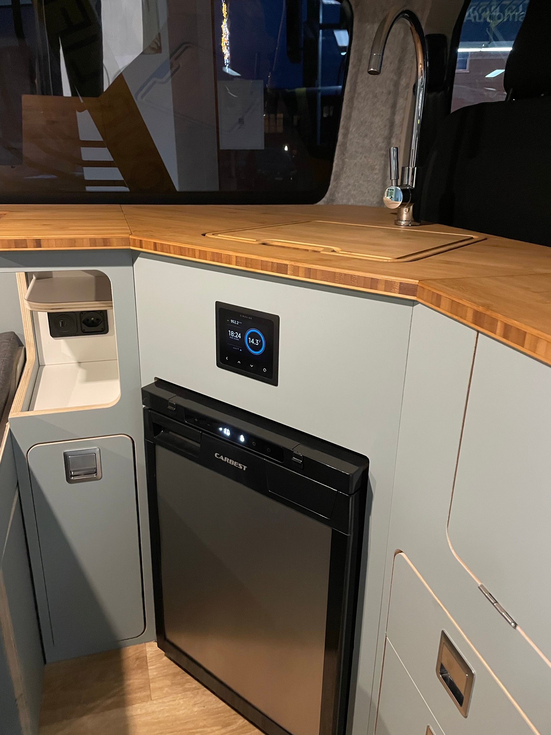 OPEL Vivaro Camper "Silvaplana - Look"-image-18