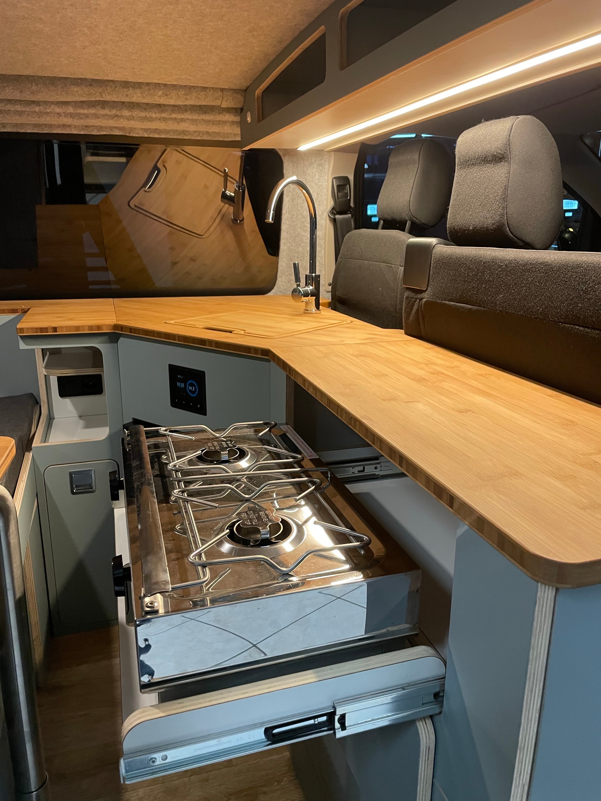 OPEL Vivaro Camper "Silvaplana - Look"-image-20