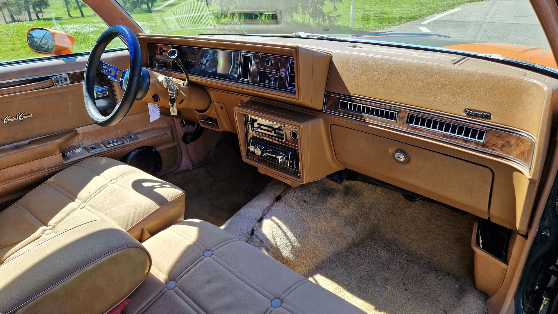 OLDSMOBILE CUTLASS-image-8