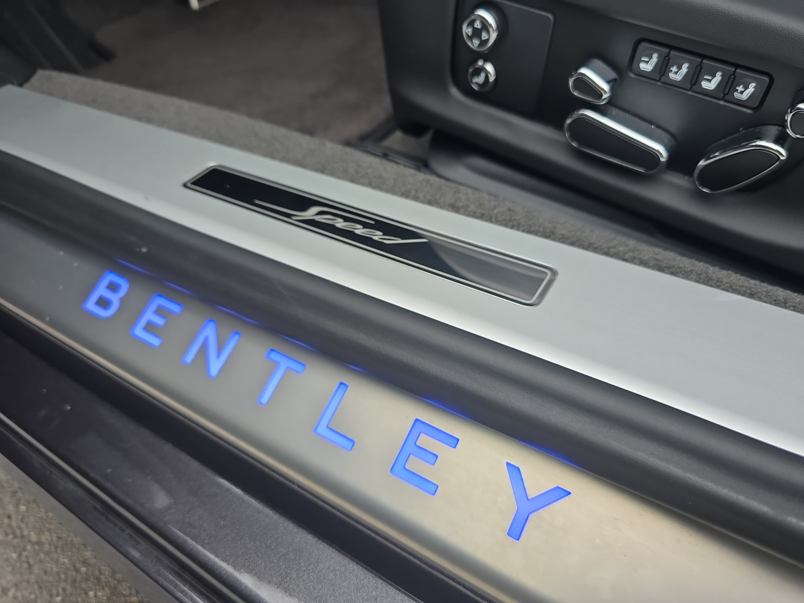 BENTLEY Continental GT 6.0 W12 Speed Keramik-Bremsen usw. aus 1. Hand-image-18