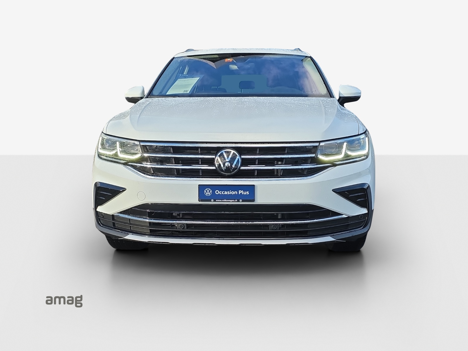 VW Tiguan 2.0 TDI SCR Elegance 4Motion DSG-image-6