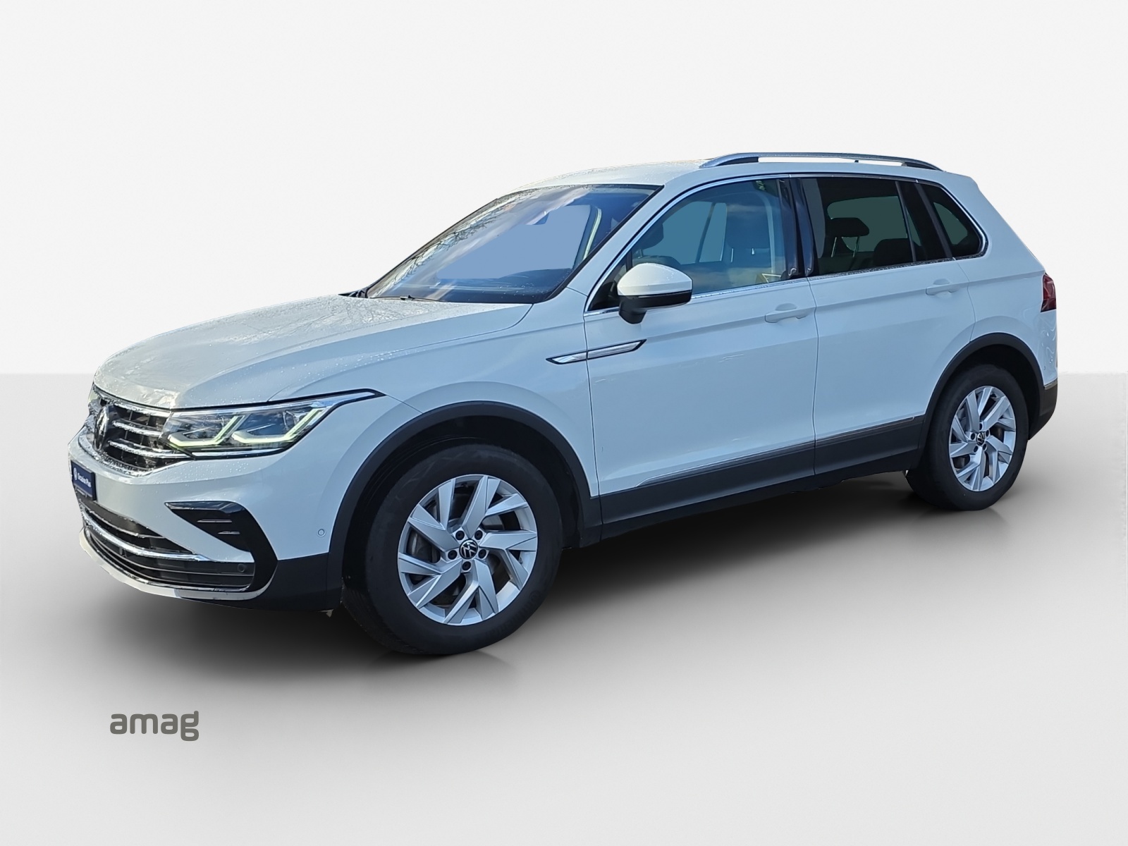 VW Tiguan 2.0 TDI SCR Elegance 4Motion DSG-image-0