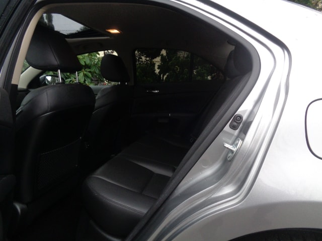 SUZUKI Kizashi 2.4 GL Top 4WD CVT-image-7