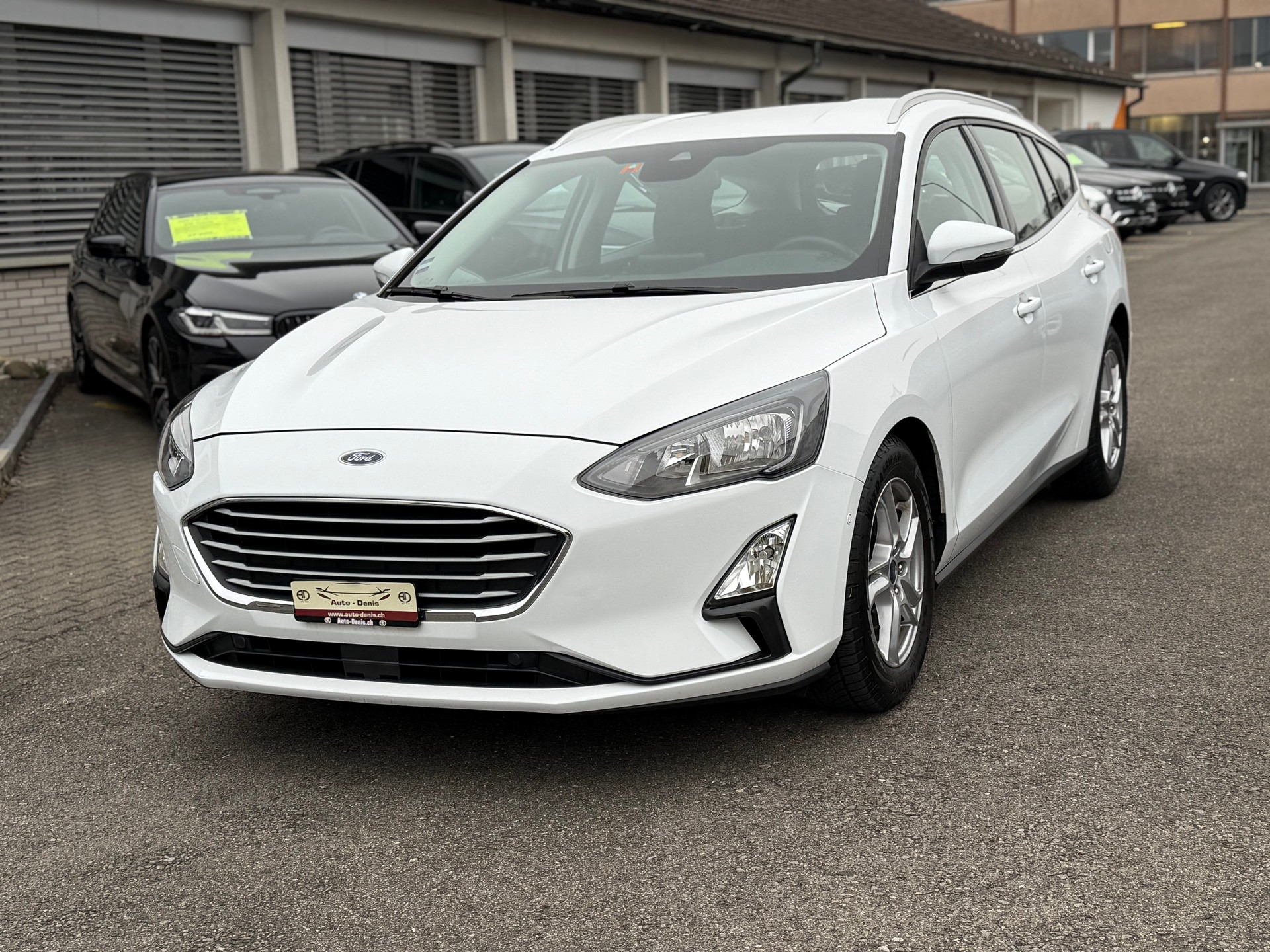 FORD Focus Station Wagon 1.5 EcoBlue 120 Cool & Connect-image-1