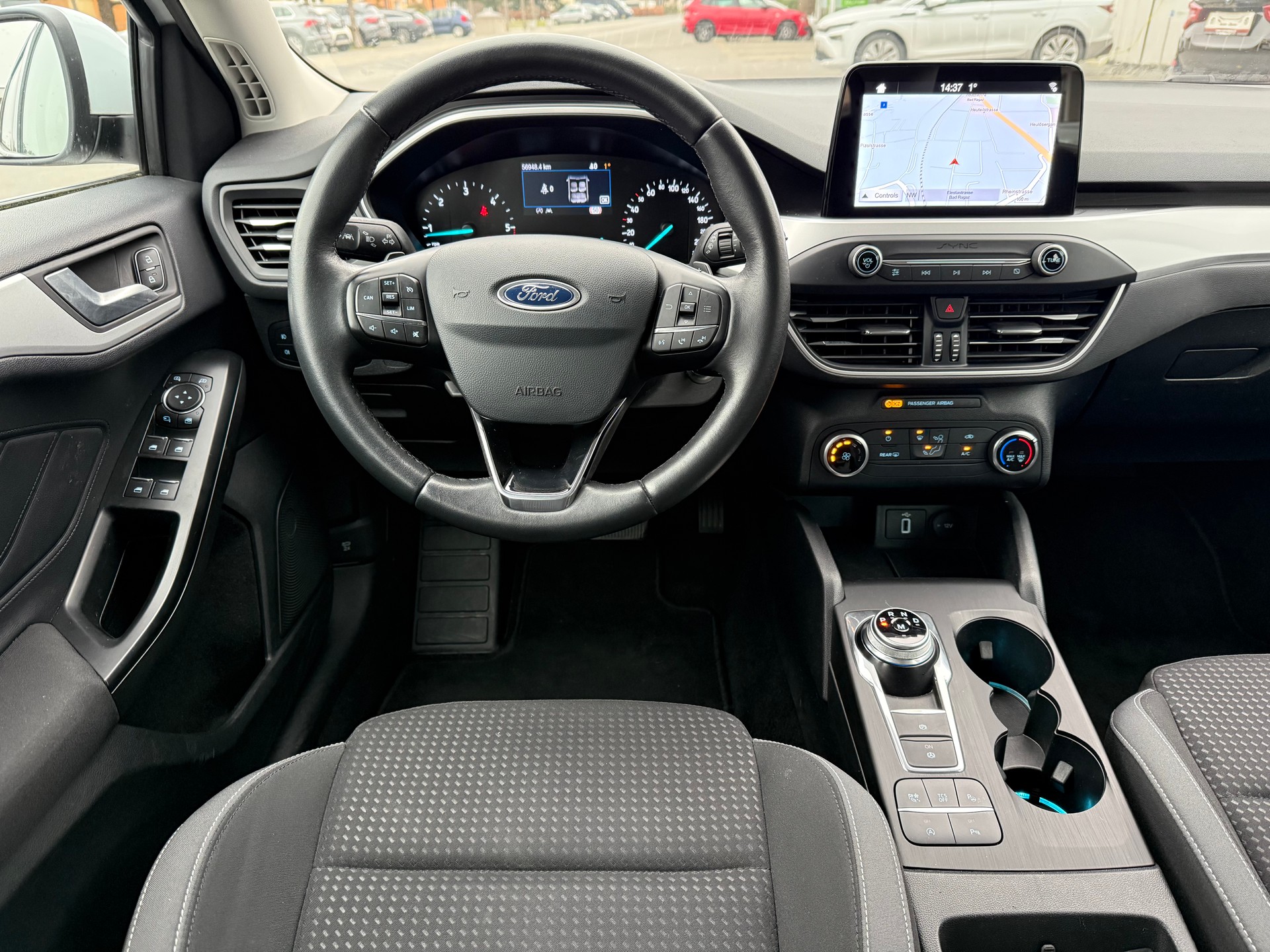 FORD Focus Station Wagon 1.5 EcoBlue 120 Cool & Connect-image-20