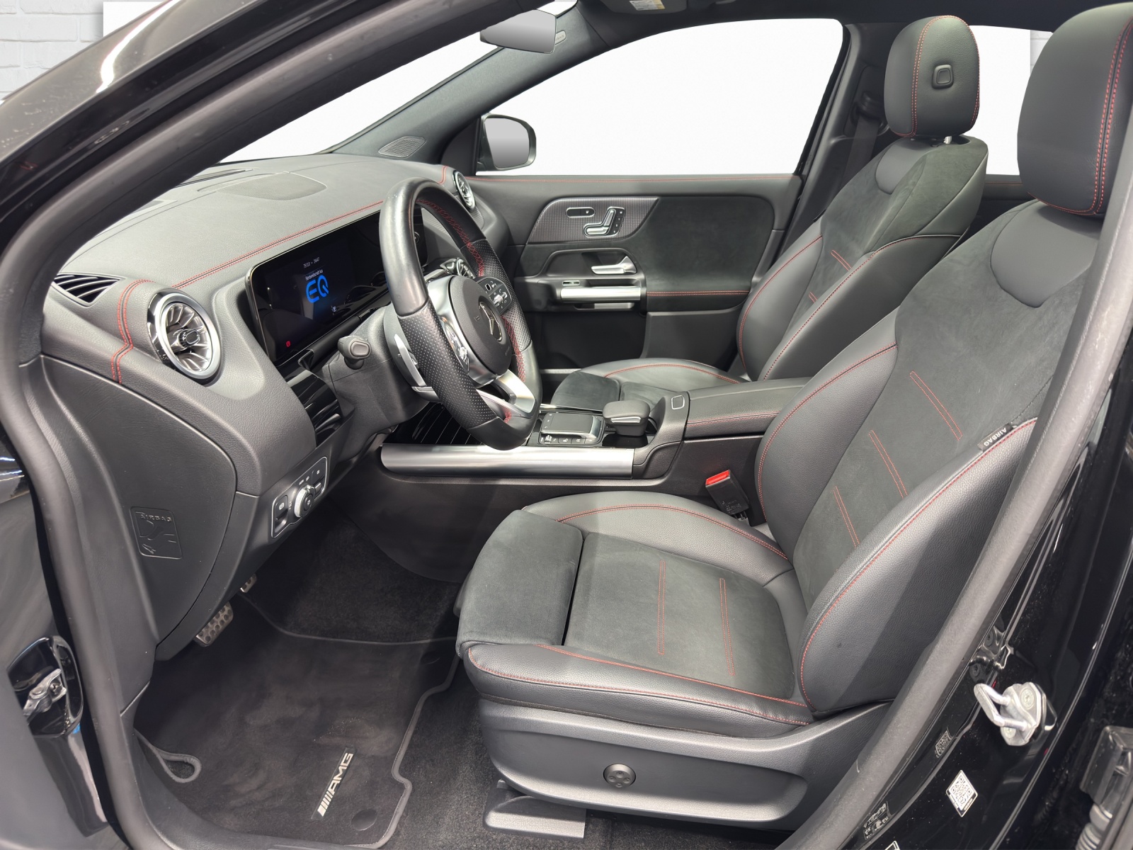 MERCEDES-BENZ EQA 350 AMG Line 4matic-image-6