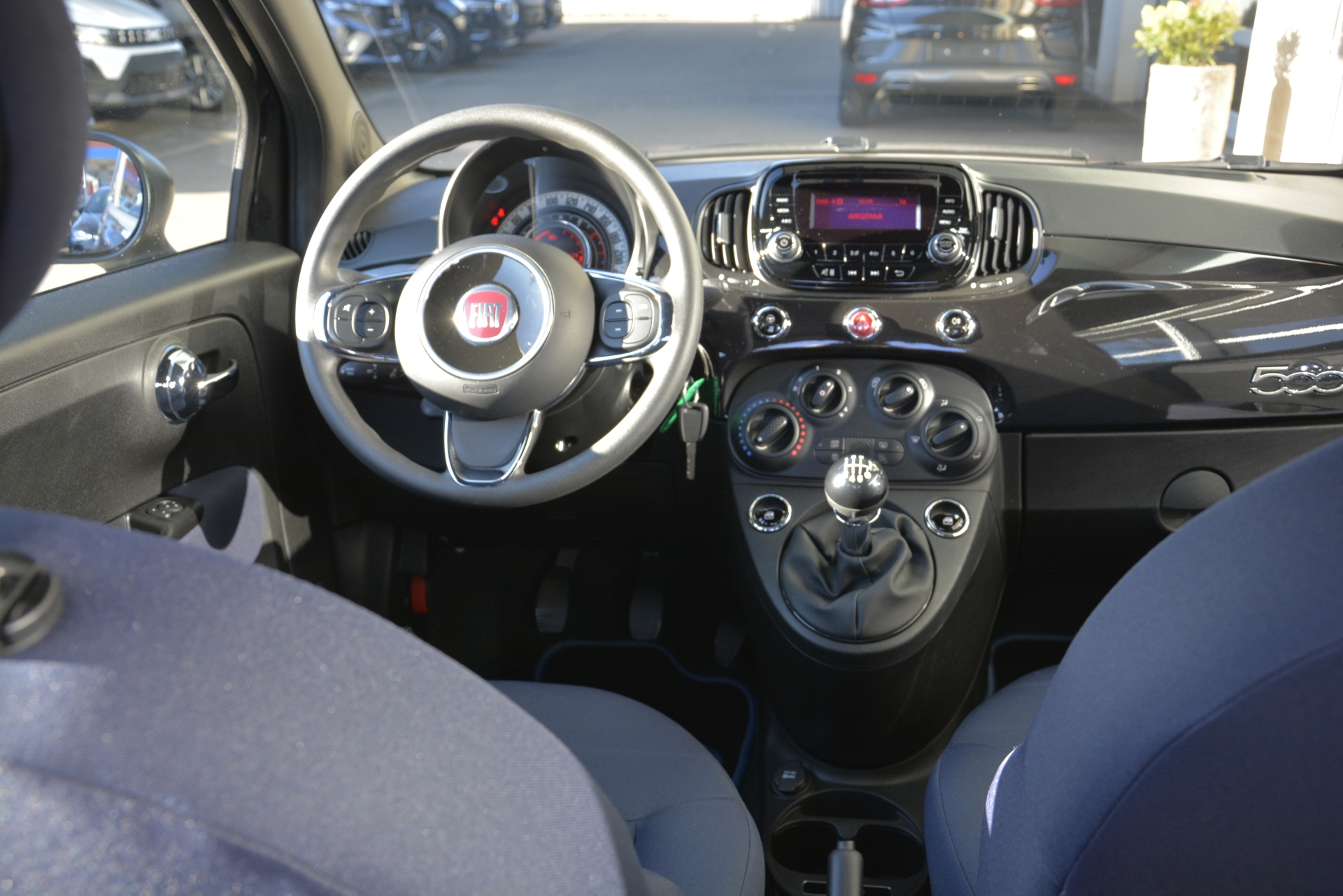FIAT 500 1.0 Hybrid Cult-image-6