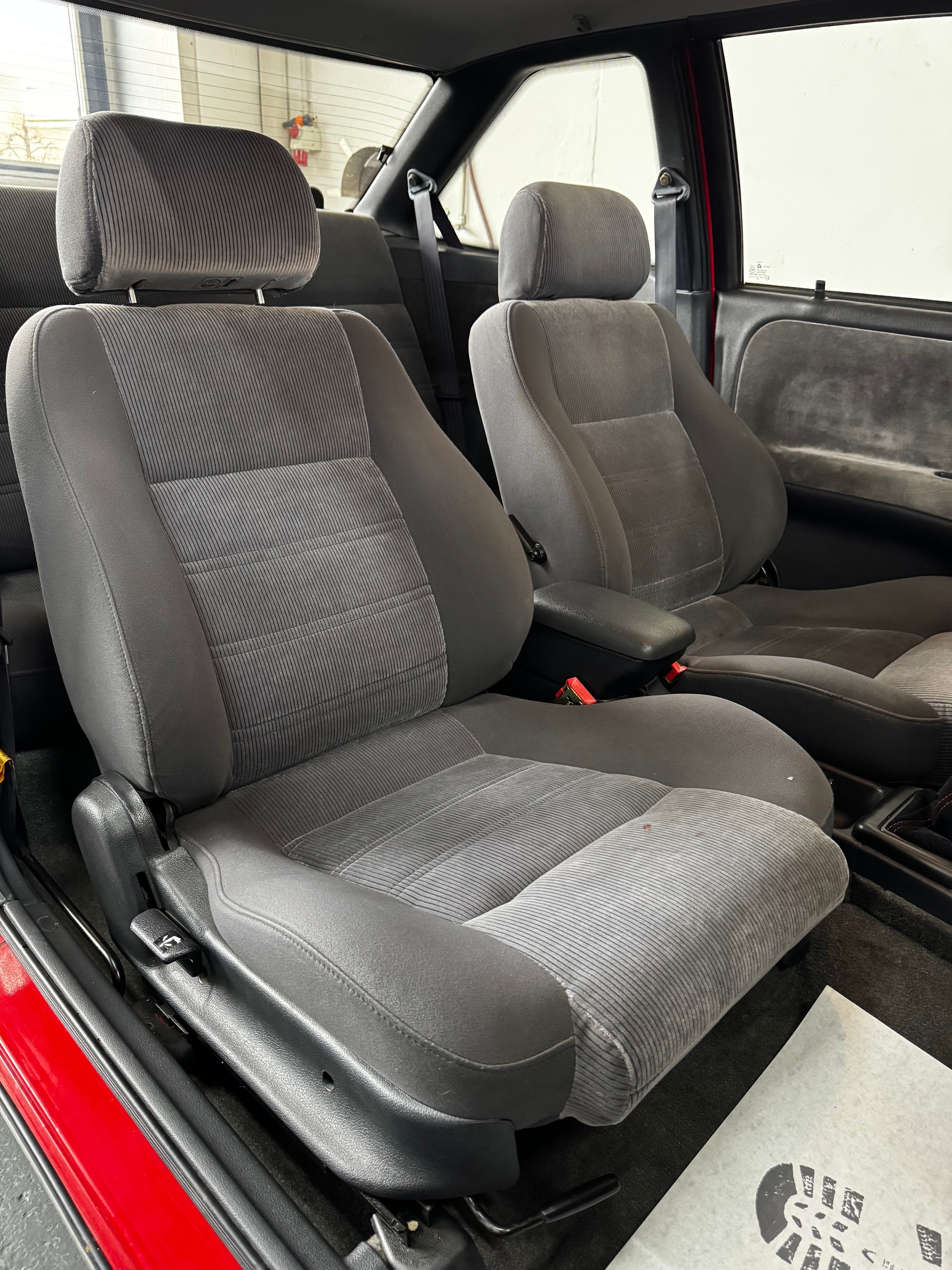 HYUNDAI Scoupe 1.5 LS (GLSi)-image-19