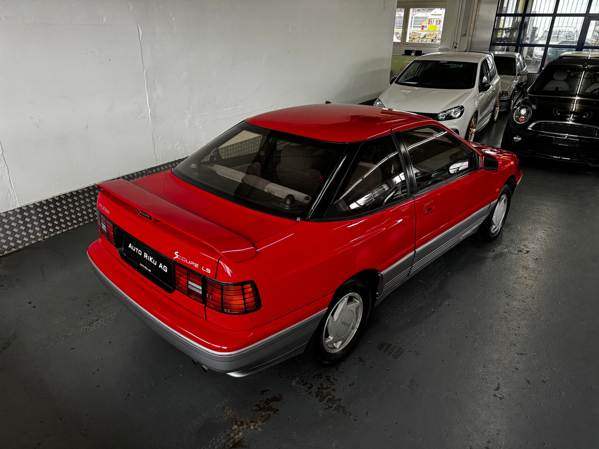 HYUNDAI Scoupe 1.5 LS (GLSi)-image-8