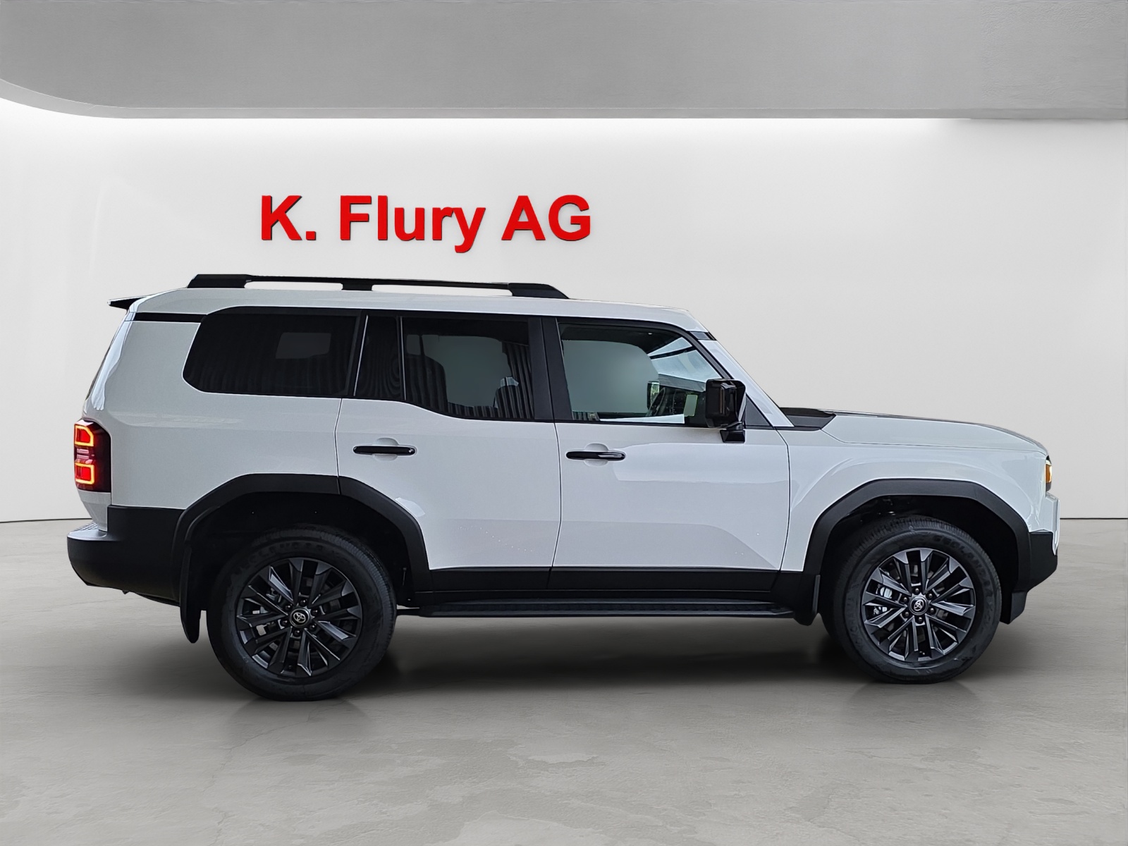 TOYOTA Land Cruiser 2.8 D 48V Invincible-image-5
