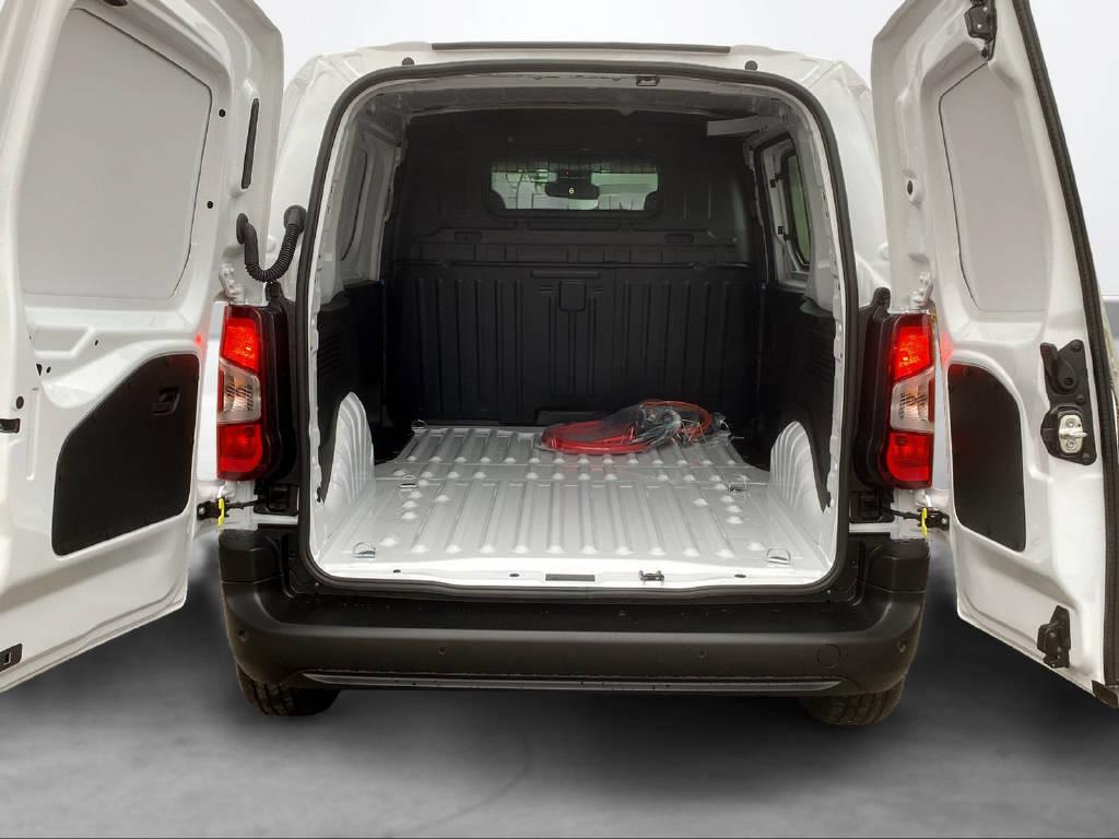 OPEL Combo-e Cargo 2.4 t Electric-image-6