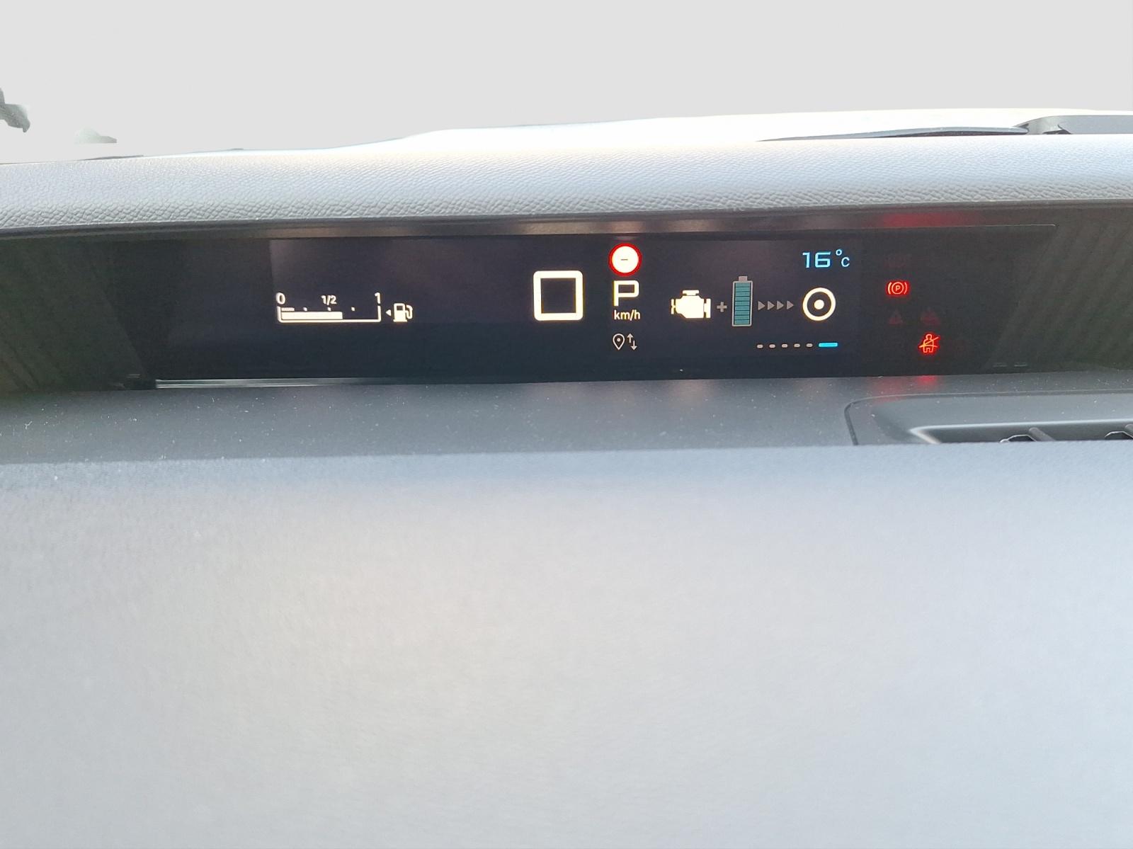 CITROEN C3 1.2 Hybrid Edition Tricolore-image-14