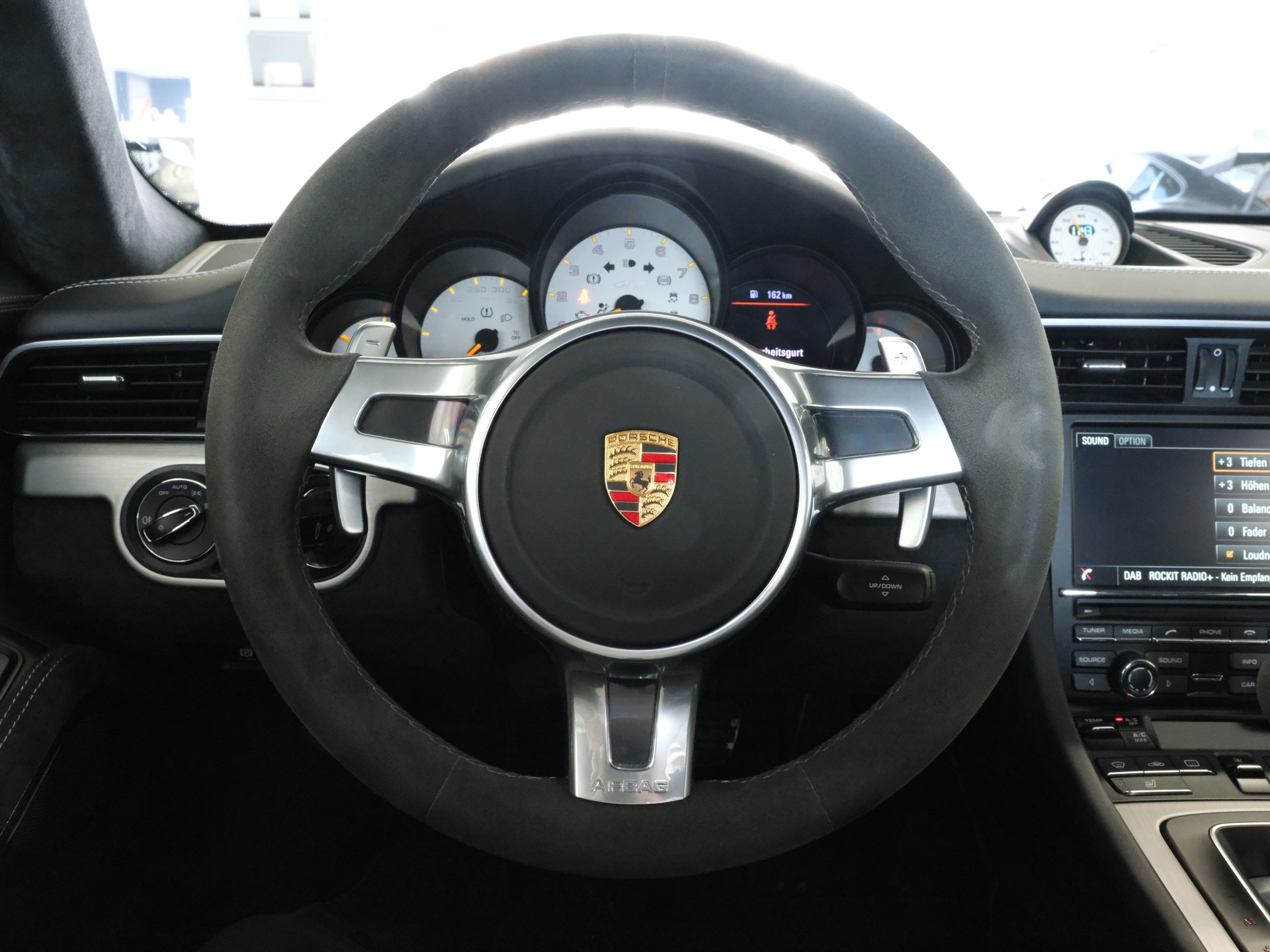 PORSCHE 911 GT3 PDK *Liftsystem* *Sport Chrono* *Alcantara Leder*-image-17