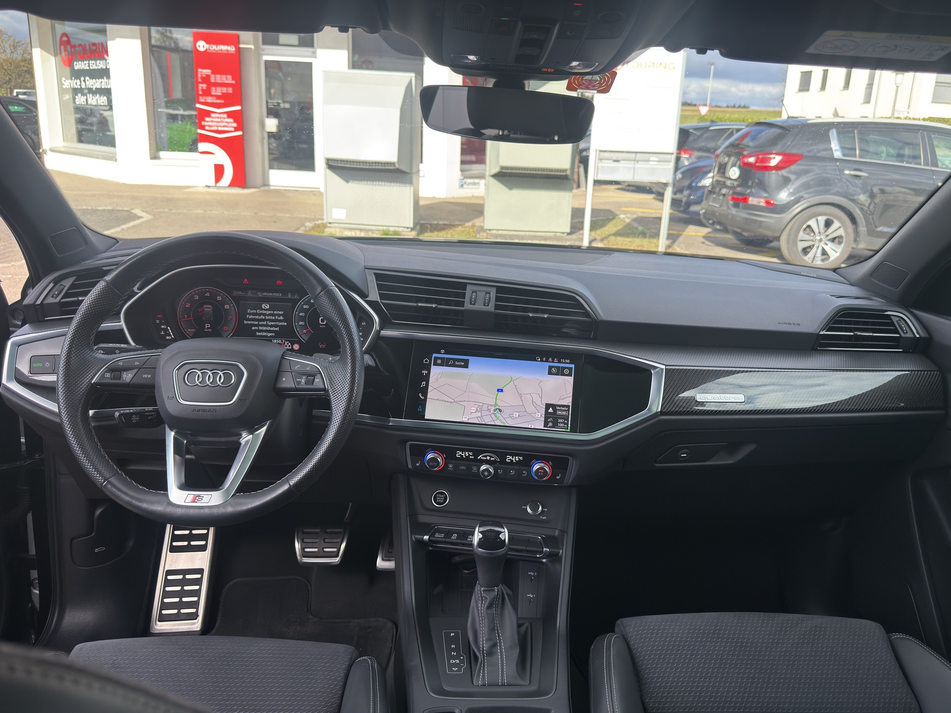 AUDI Q3 2.0 45 TFSI S line quattro S-Tronic-image-15