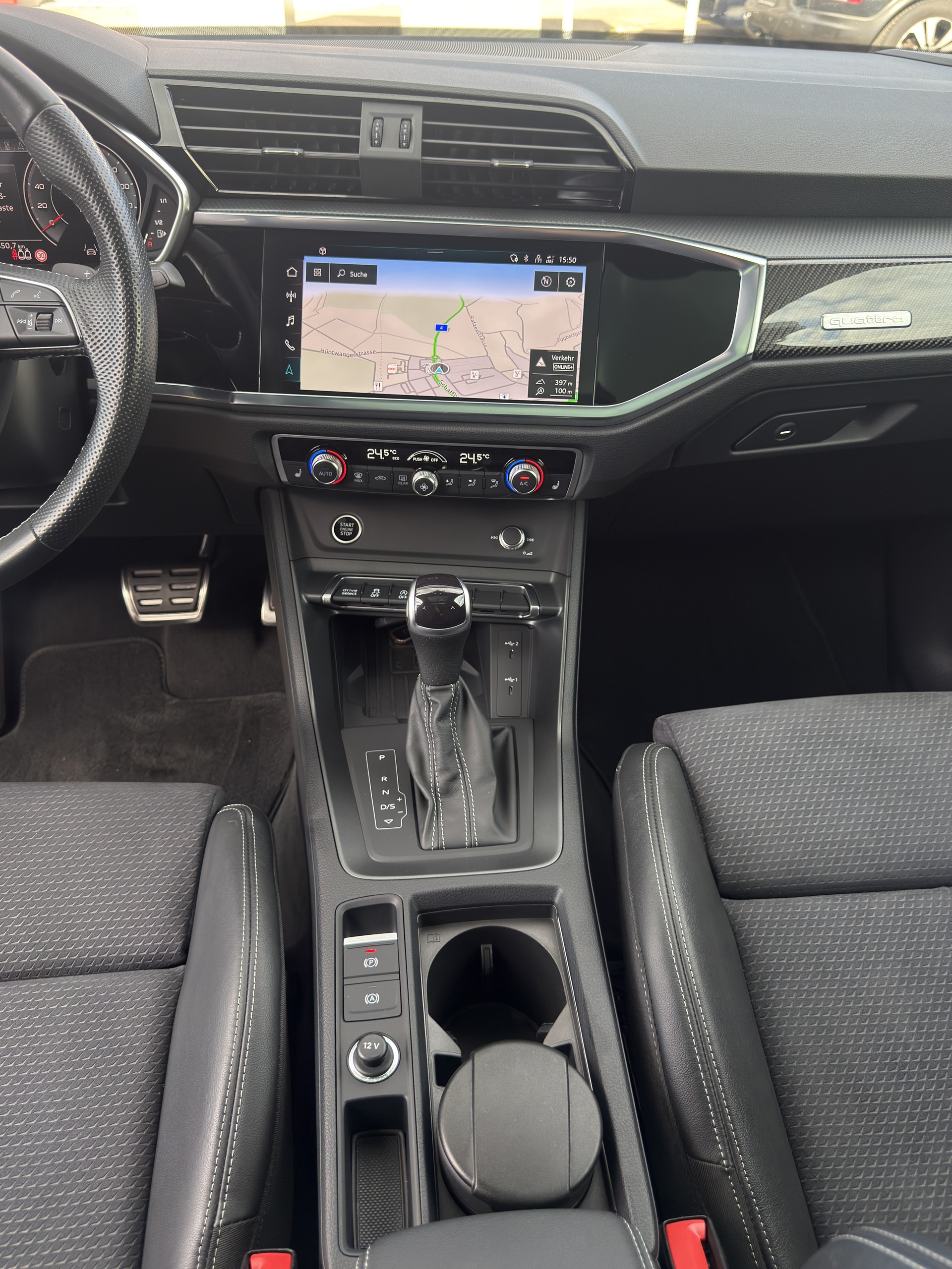 AUDI Q3 2.0 45 TFSI S line quattro S-Tronic-image-16