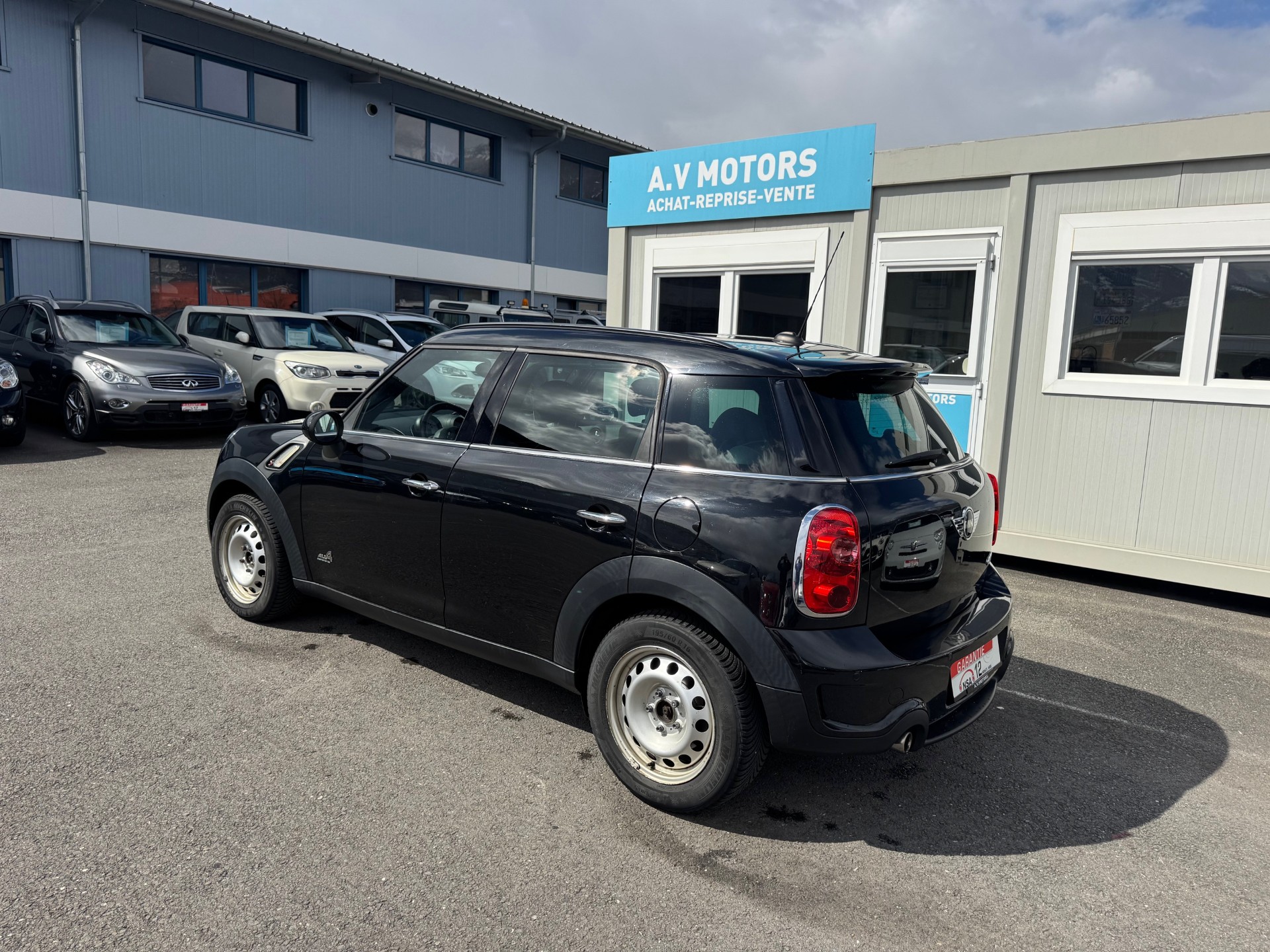 MINI Countryman Cooper S ALL4-image-3
