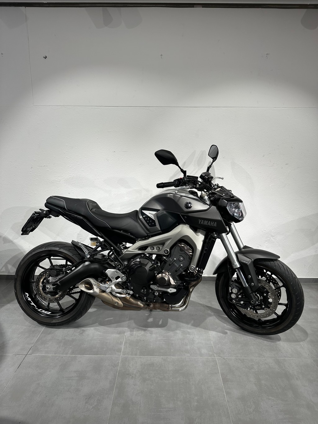 YAMAHA MT-09 ABS