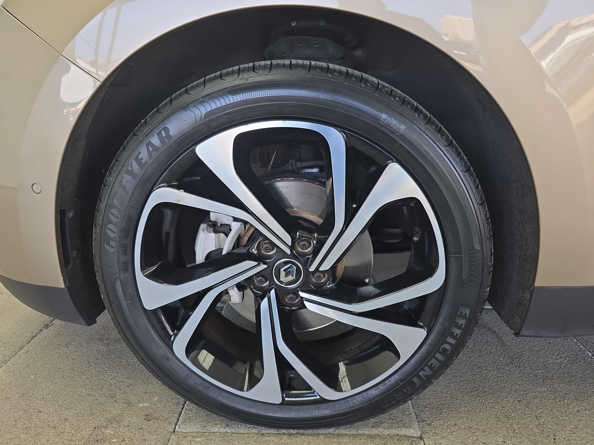 RENAULT Grand Scénic 1.6 dCi 160 Bose EDC-image-18