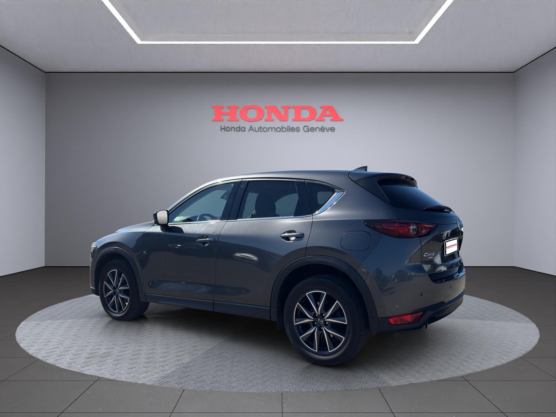 MAZDA CX-5 2.5 Revolution AWD-image-5