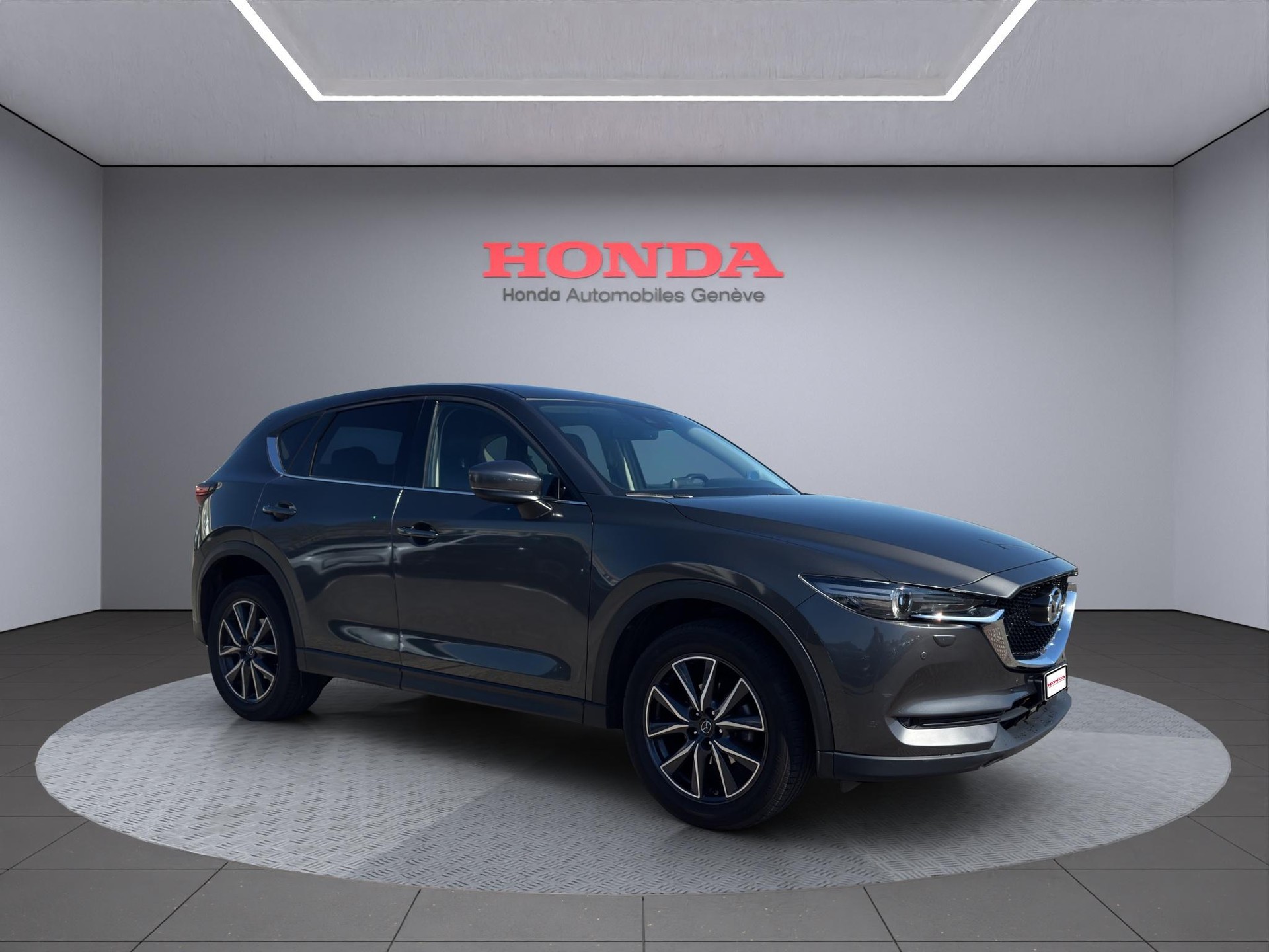 MAZDA CX-5 2.5 Revolution AWD-showroom-element-1