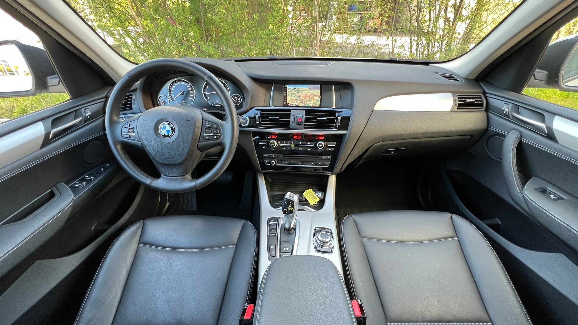BMW X3 xDRIVE 20i STEPTRONIC l 184 PS-image-20