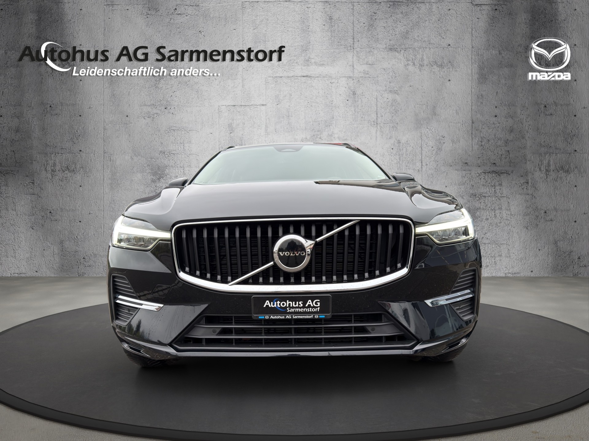 VOLVO XC60 B4 Diesel Mild Hybrid AWD Core Geartronic-image-1