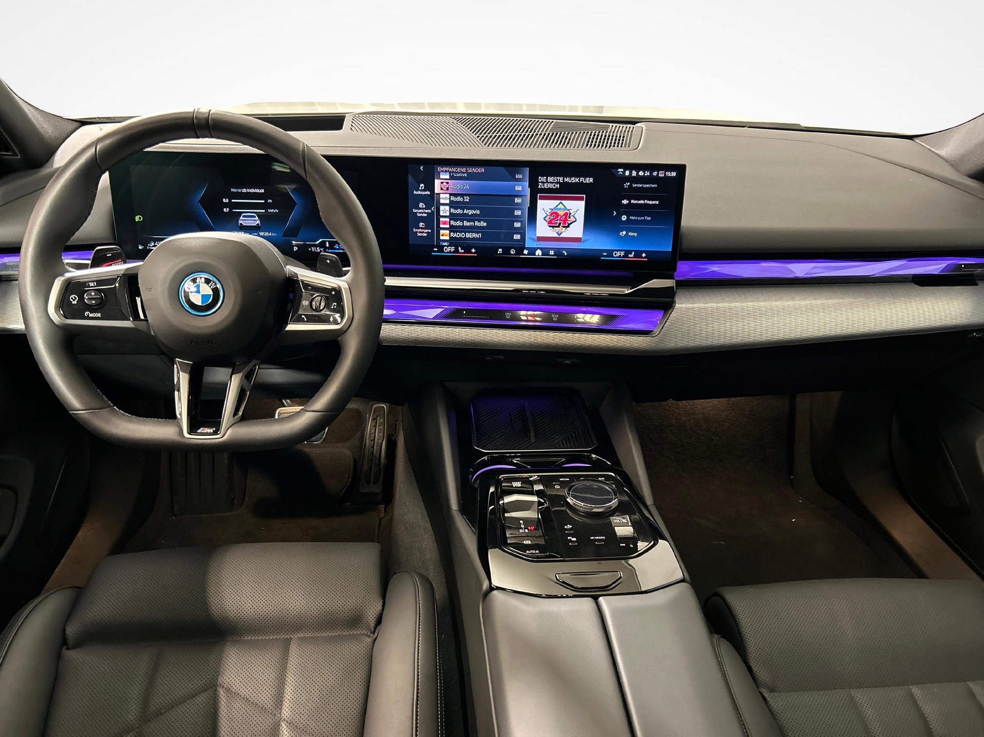 BMW 530e xDrive Touring-image-7