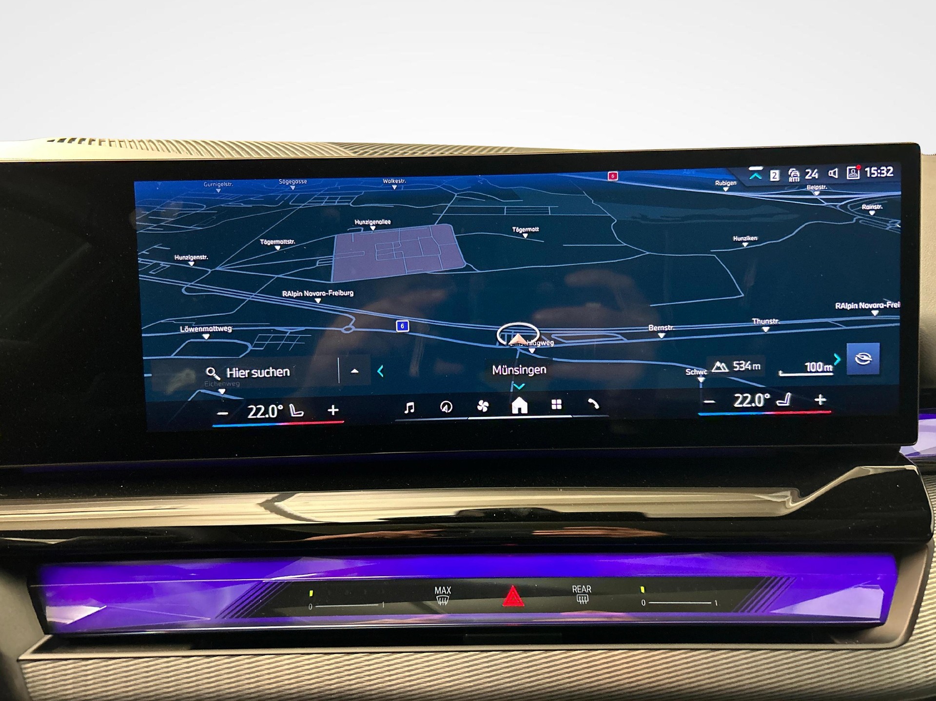 BMW 530e xDrive Touring-image-8