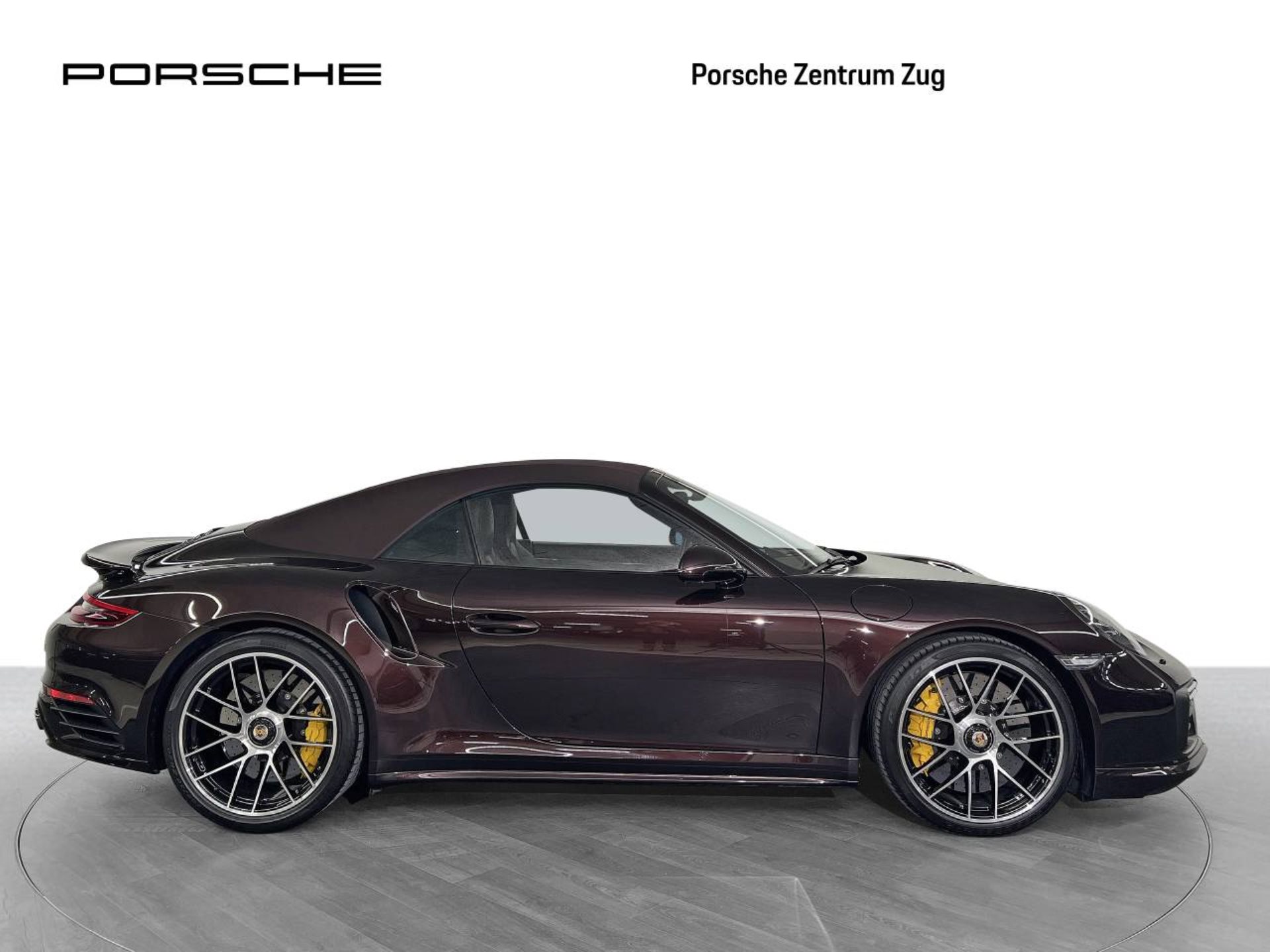 PORSCHE 911 Turbo S Cabriolet-image-11
