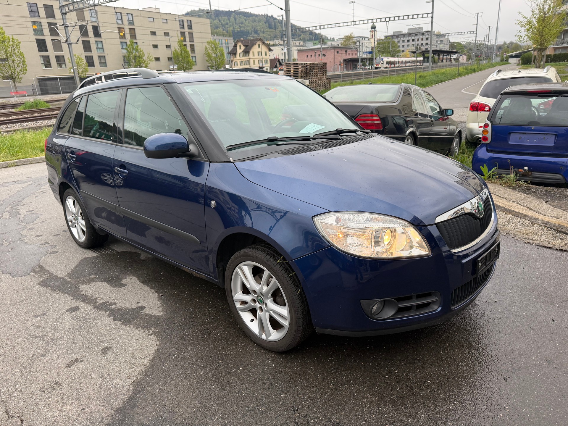 SKODA Fabia 1.6 Ambiente-image-2