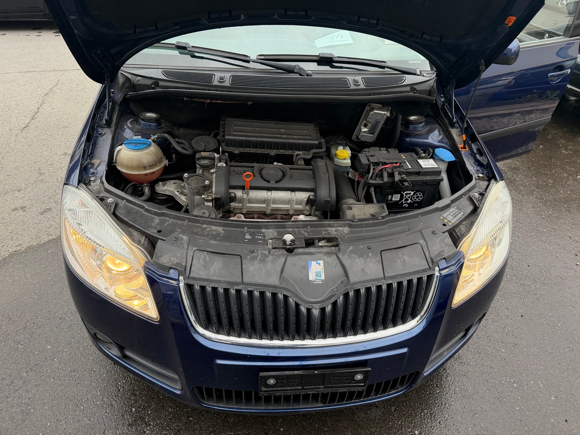 SKODA Fabia 1.6 Ambiente-image-8