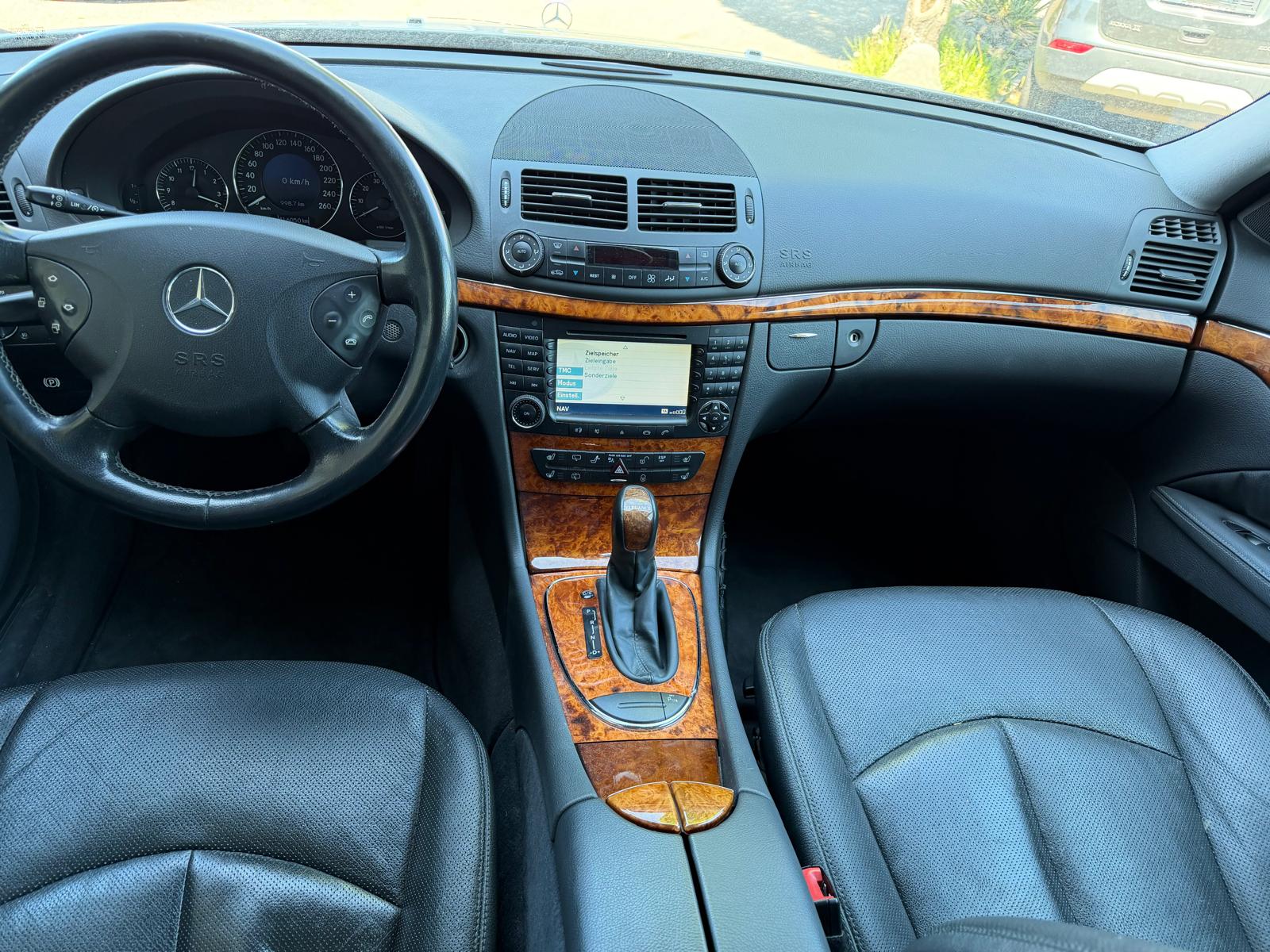 MERCEDES-BENZ E 350 Avantgarde 7G-Tronic-image-8