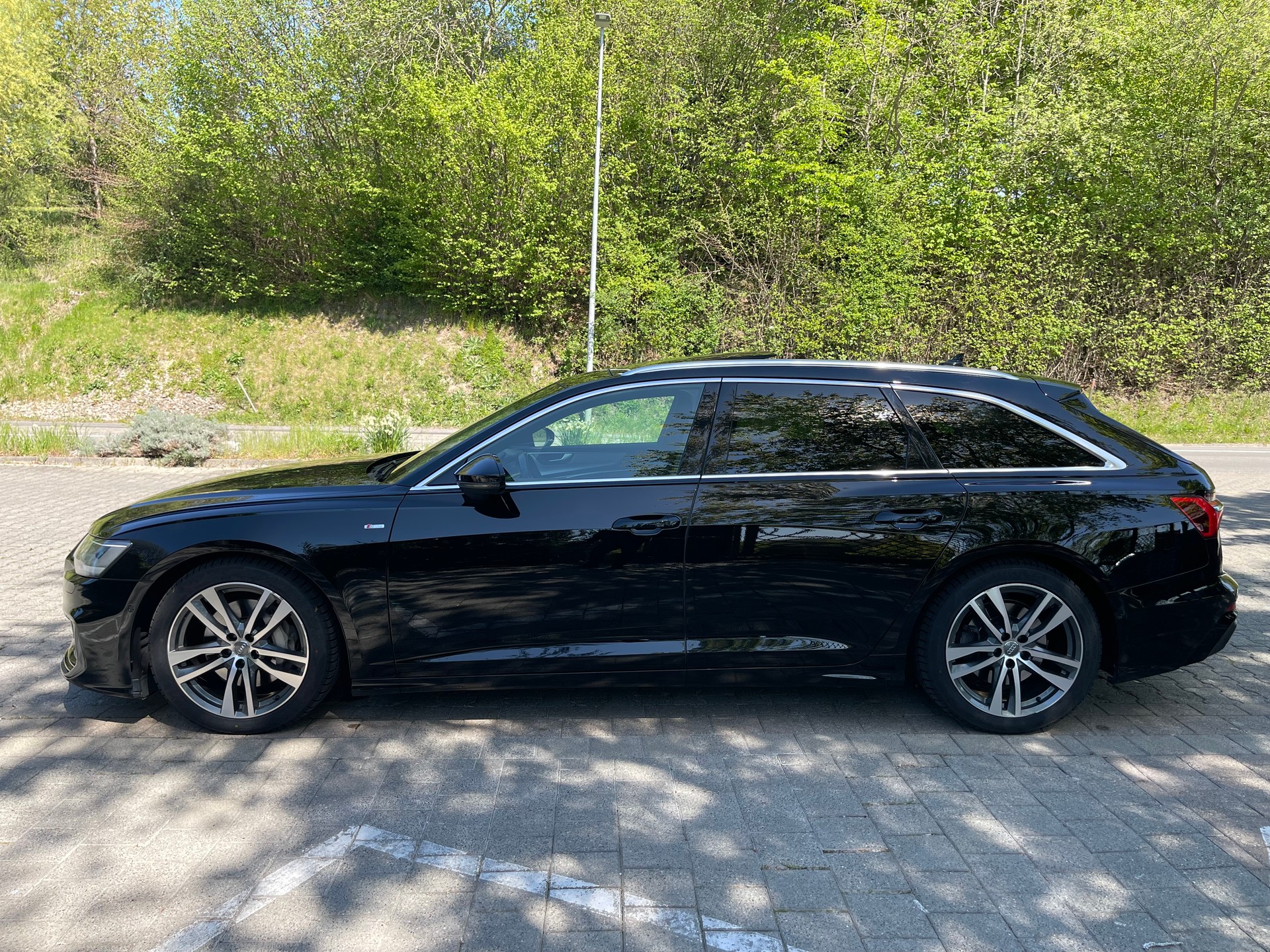 AUDI A6 Avant 45 TDI Sport quattro tiptronic-image-4