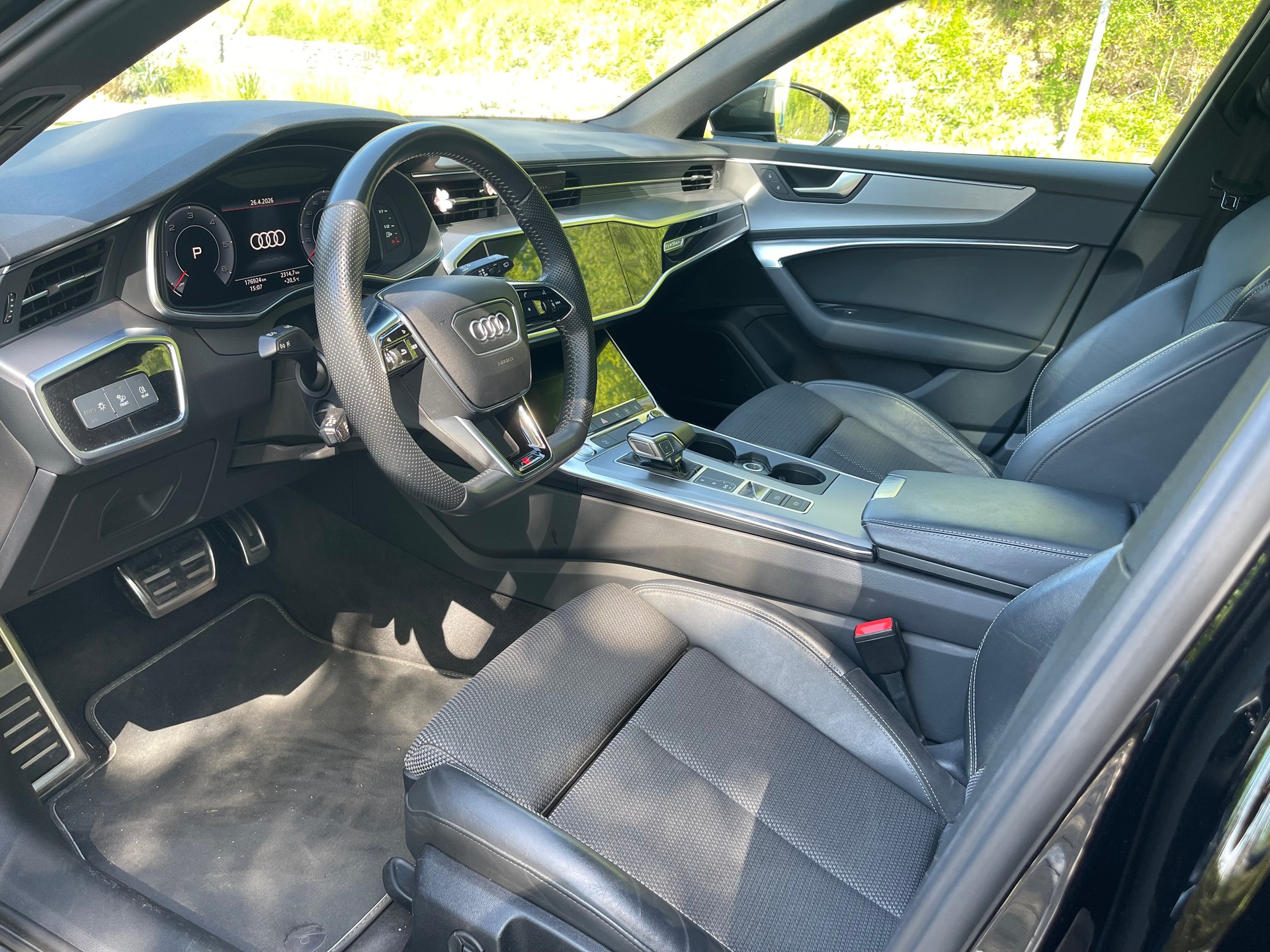 AUDI A6 Avant 45 TDI Sport quattro tiptronic-image-6