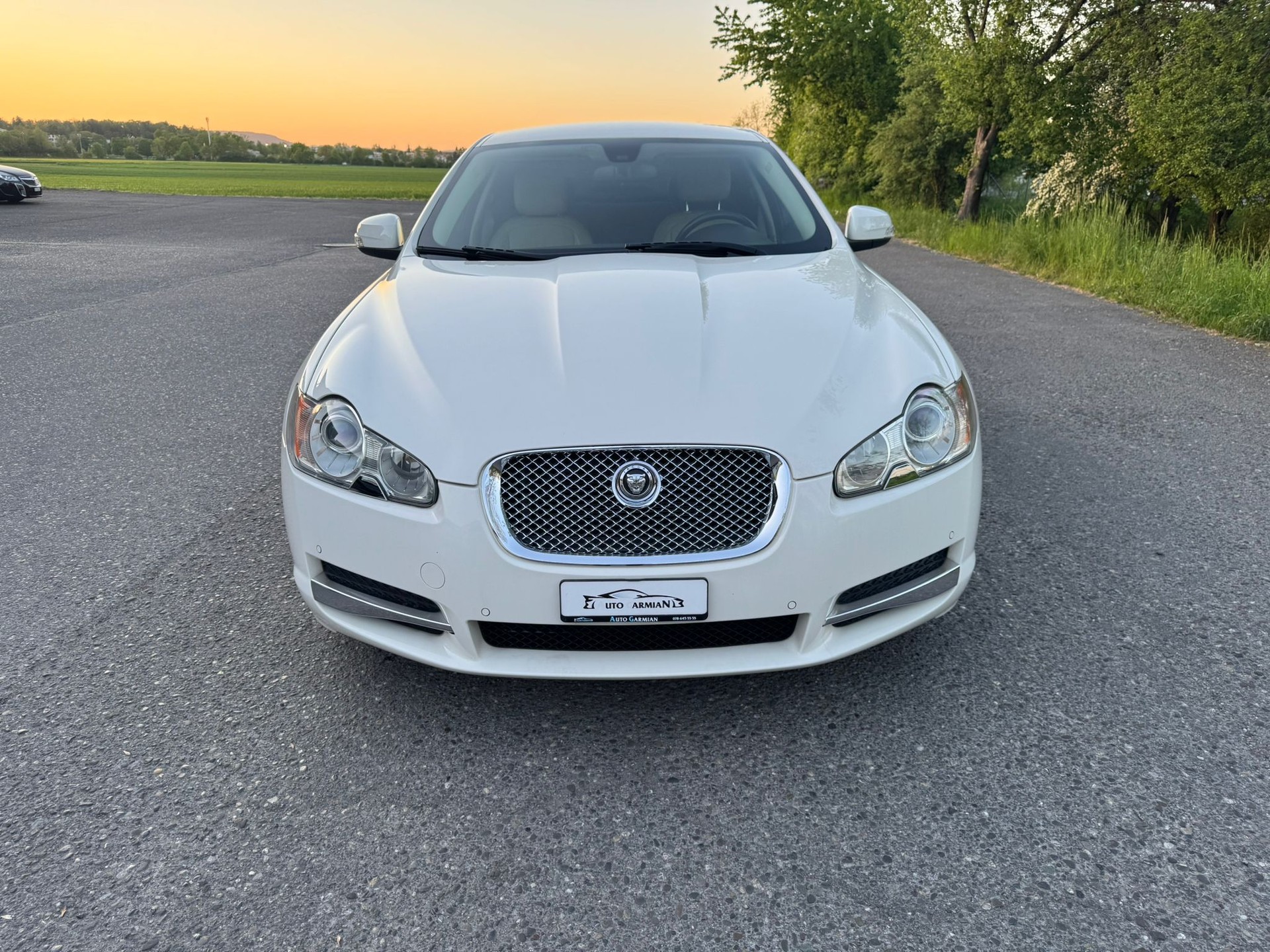 JAGUAR XF 3.0 V6 Premium Luxury-image-0