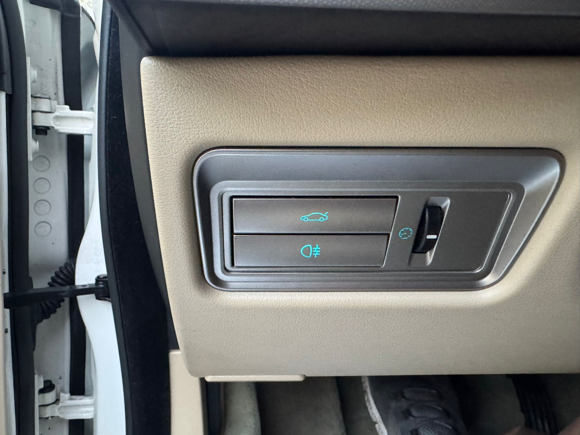 JAGUAR XF 3.0 V6 Premium Luxury-image-22