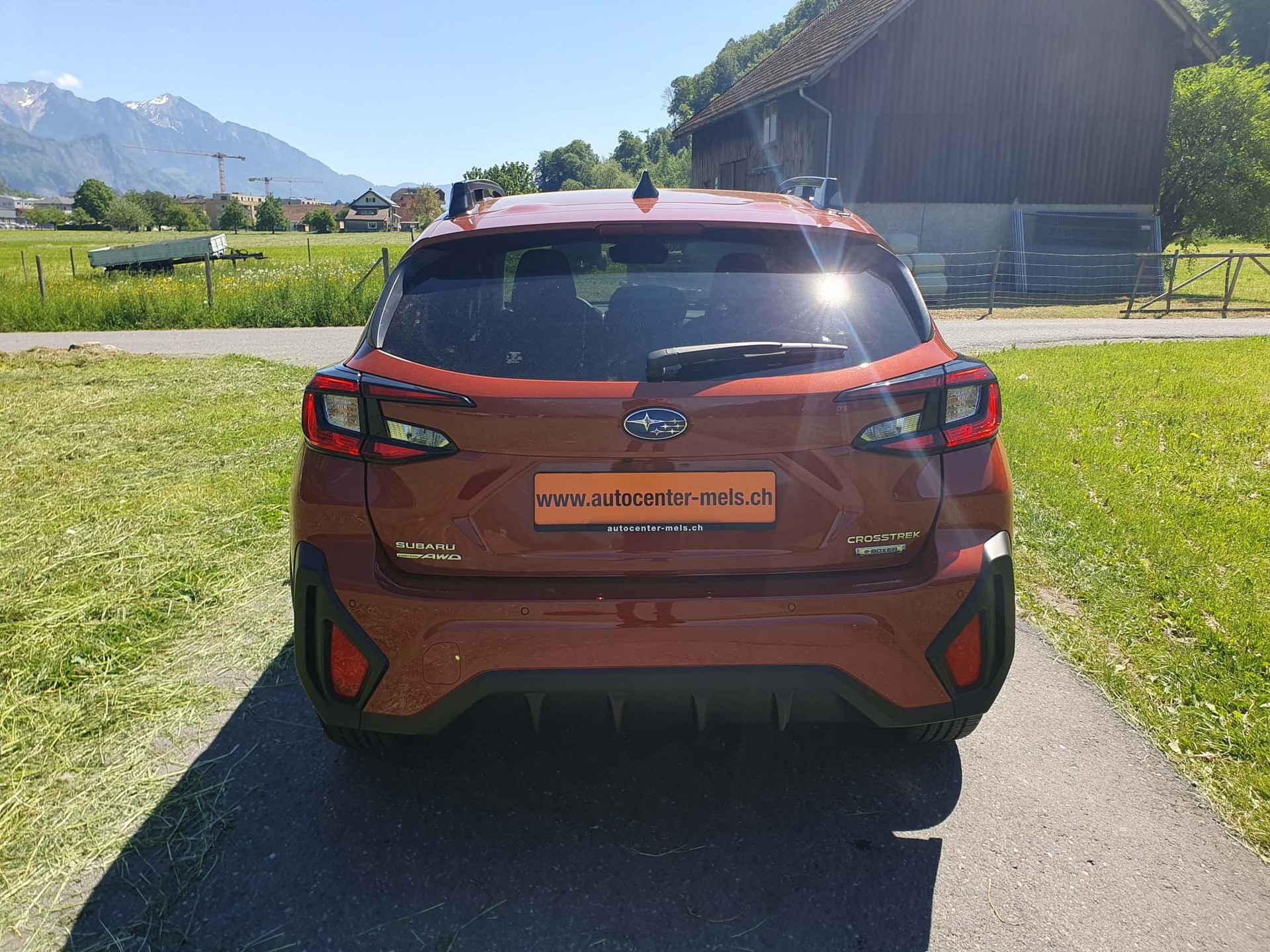 SUBARU Crosstrek 2.0i e-Boxer Swiss + 4x4-image-5